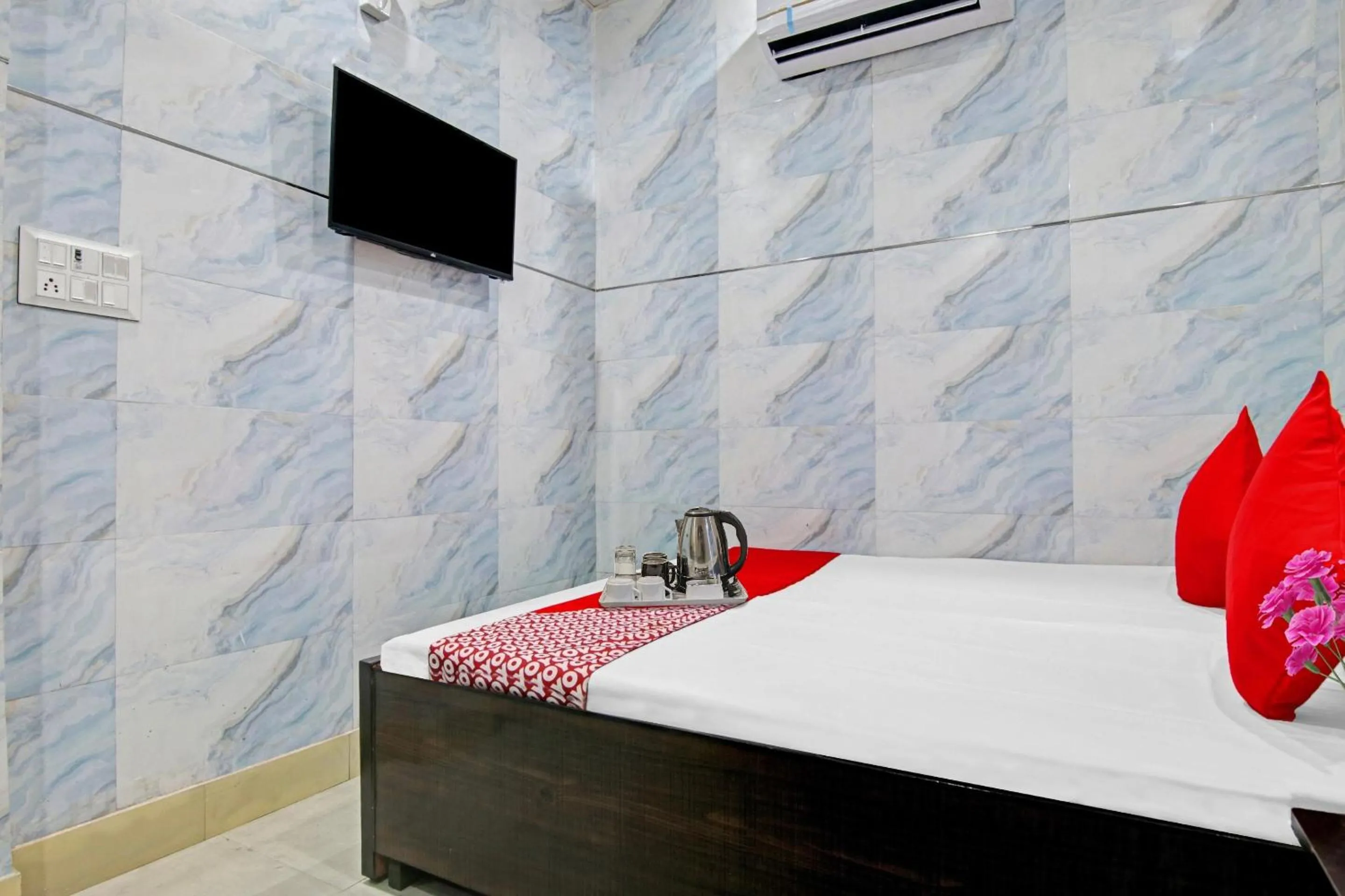 Classic Triple Room - single occupancy in Hotel O You & Me
