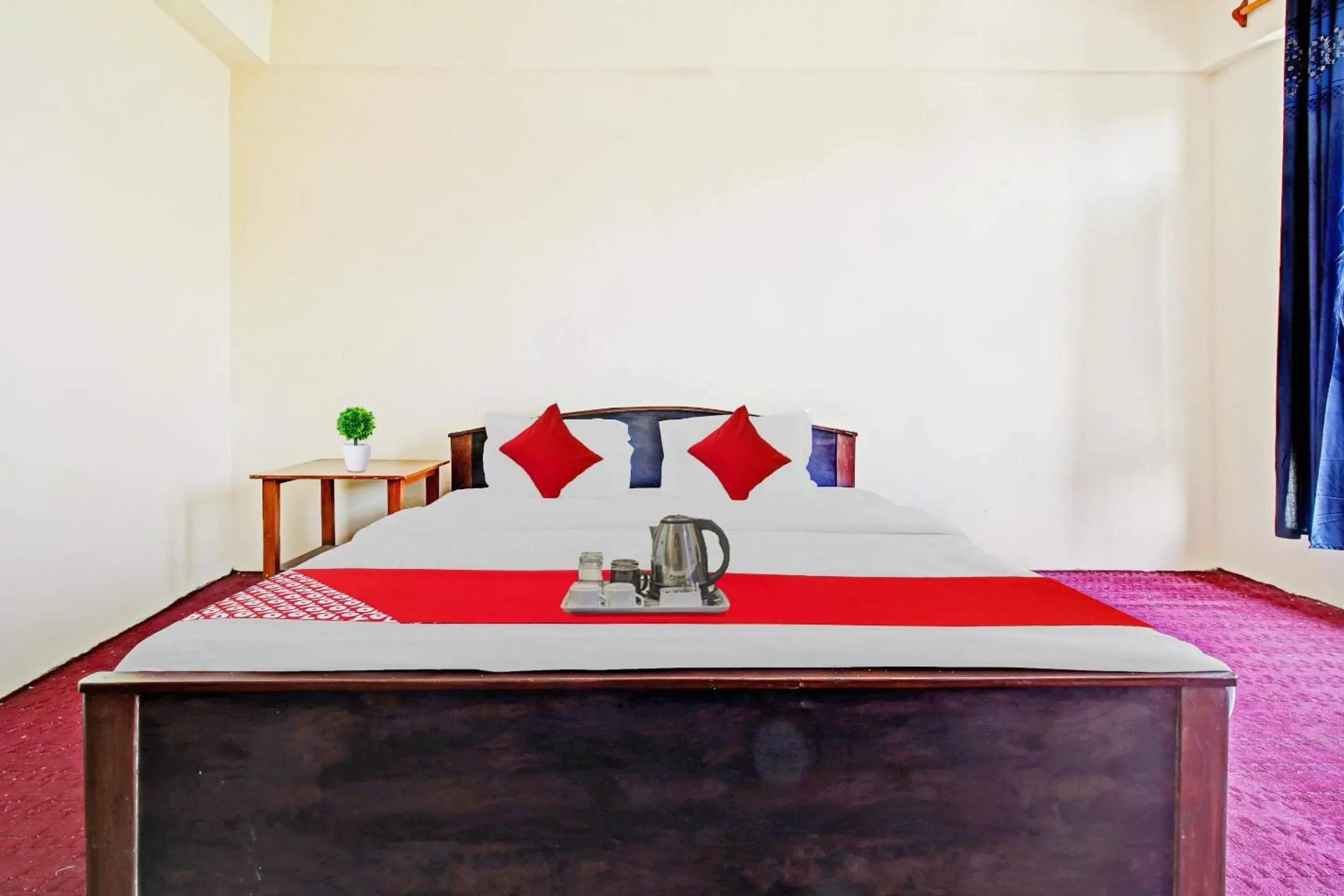 Bedroom in Hotel O Hunter's & Cafe Bedroom in Hotel O Hunter's & Cafe