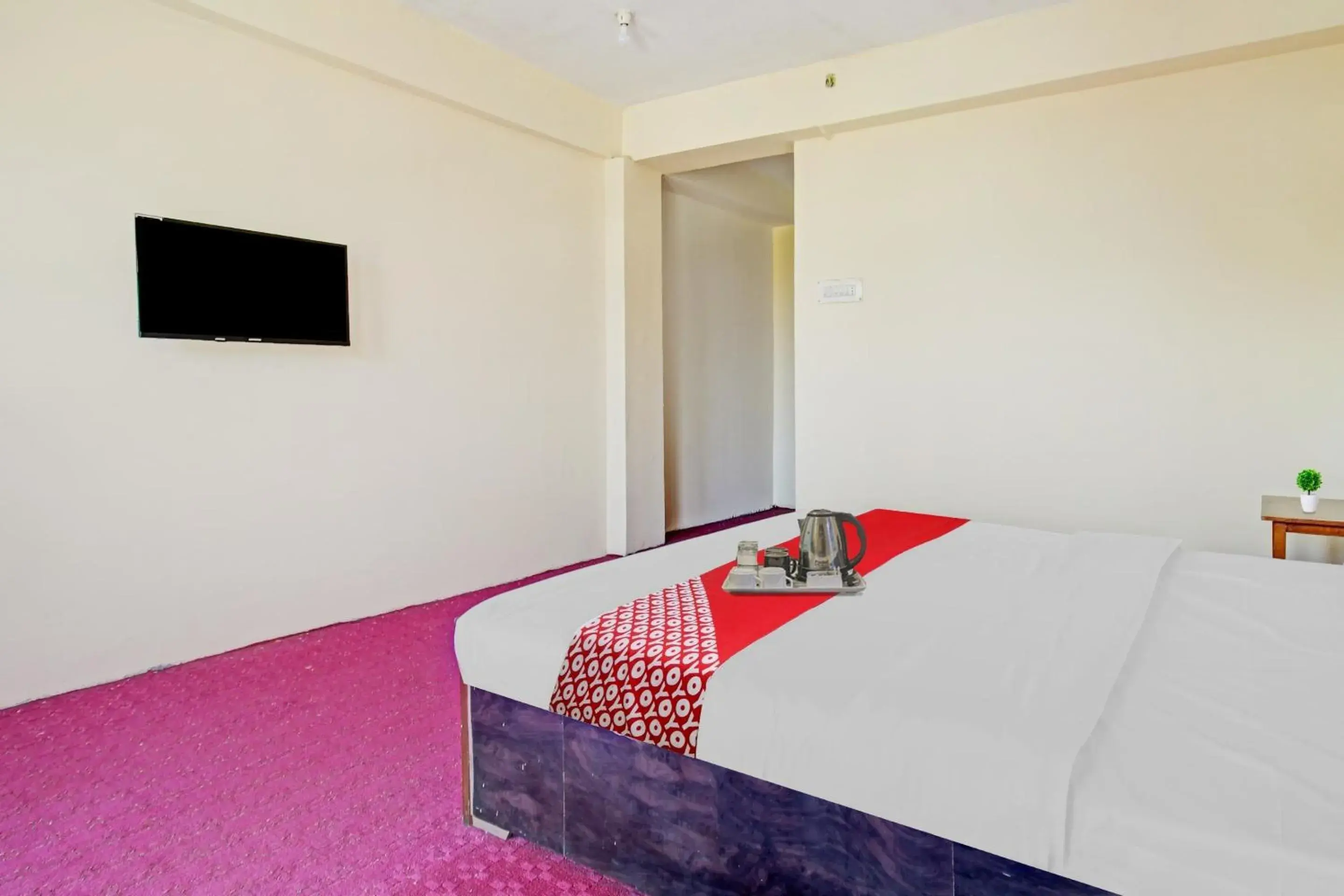 Bedroom, Bed in Hotel O Hunter's & Cafe Bedroom, Bed in Hotel O Hunter's & Cafe