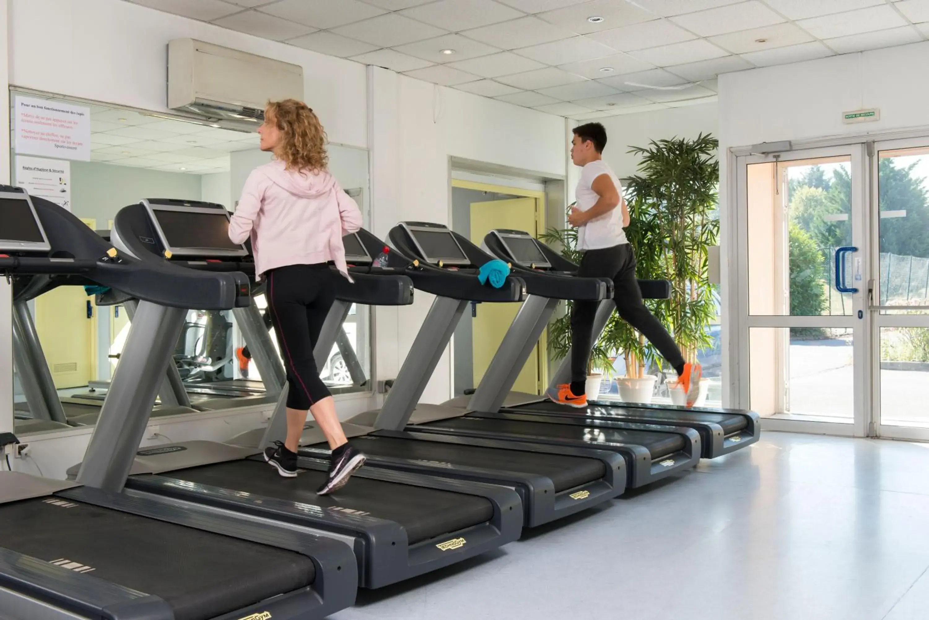 Fitness centre/facilities in Espace Leonard De Vinci Fitness centre/facilities in Espace Leonard De Vinci