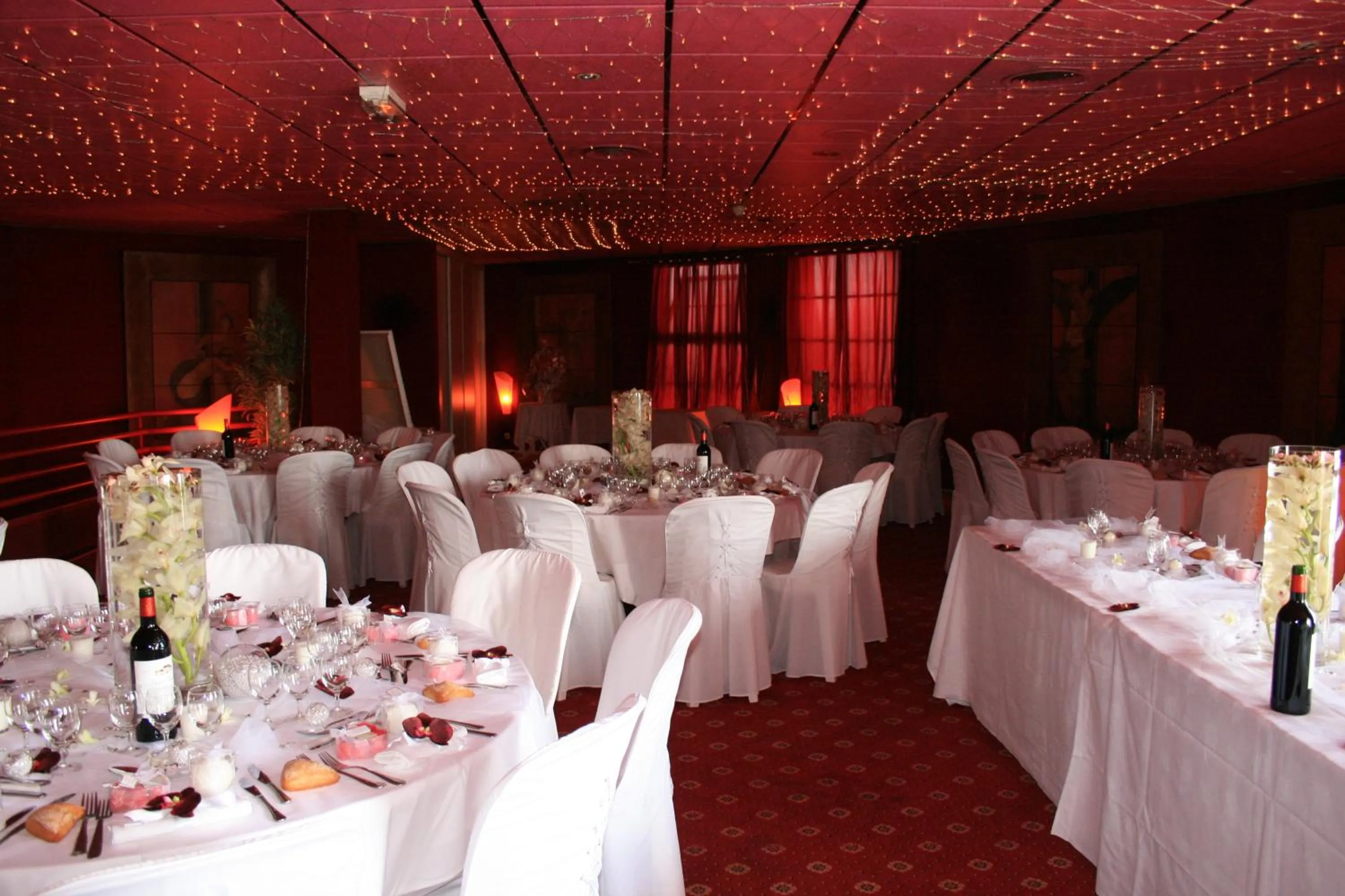 Restaurant/places to eat in Espace Leonard De Vinci