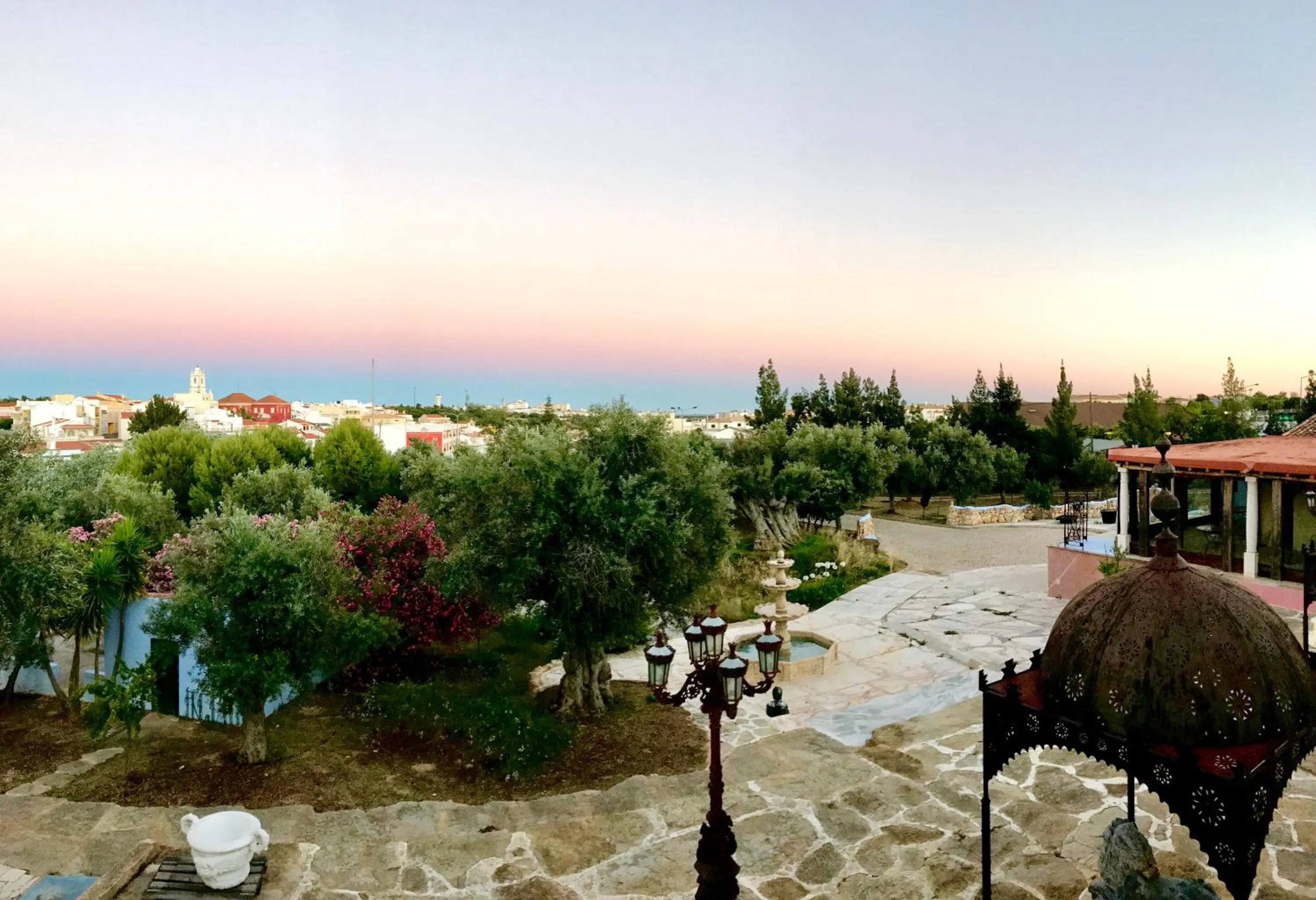 Facade/entrance in Hotel de Charme Capela das Artes