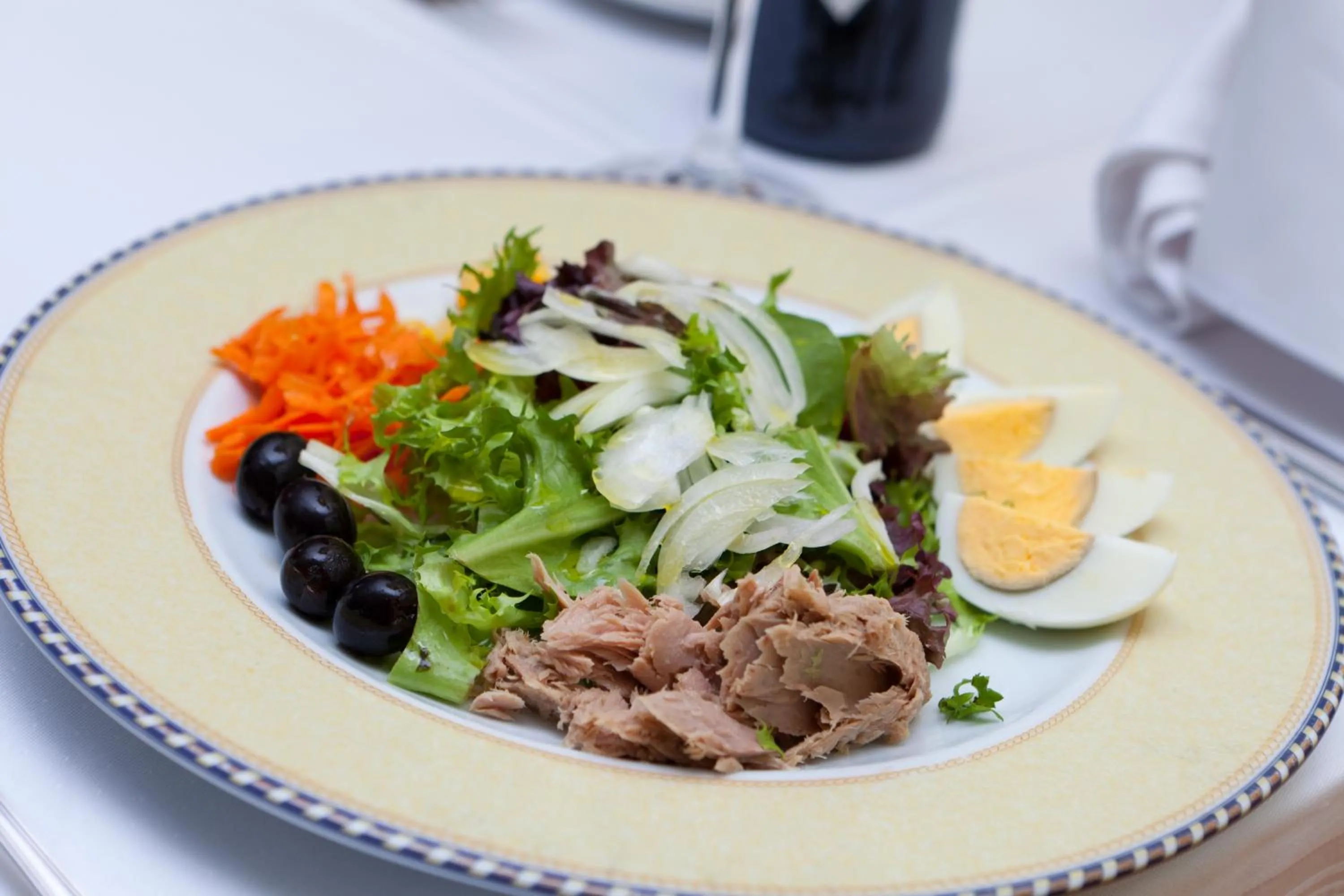 Food and drinks in Senator Huelva