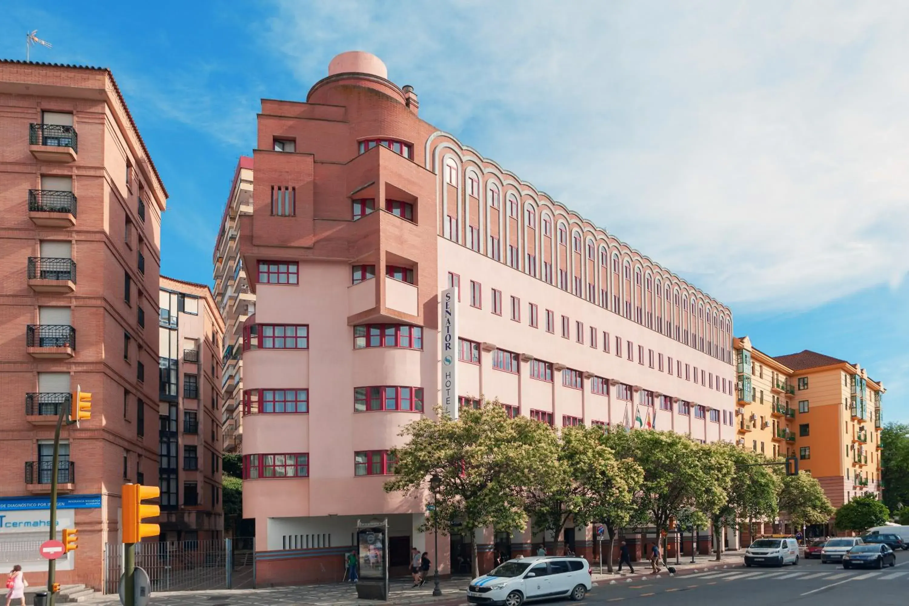 Property building in Senator Huelva Property building in Senator Huelva