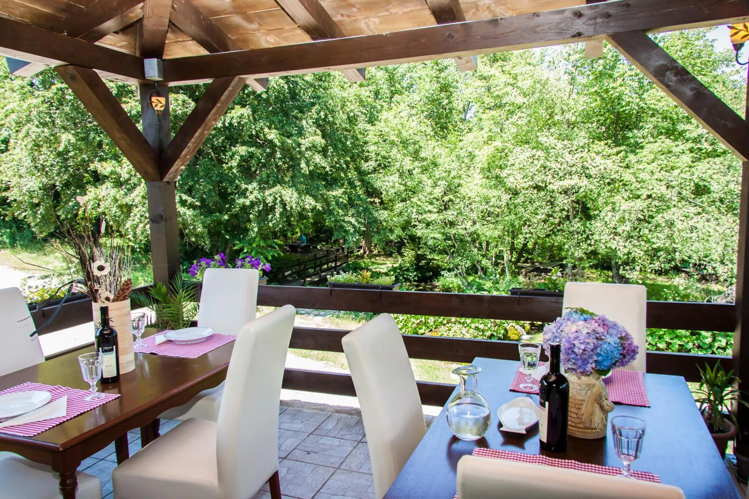 Restaurant/places to eat in B&B Villa Nena