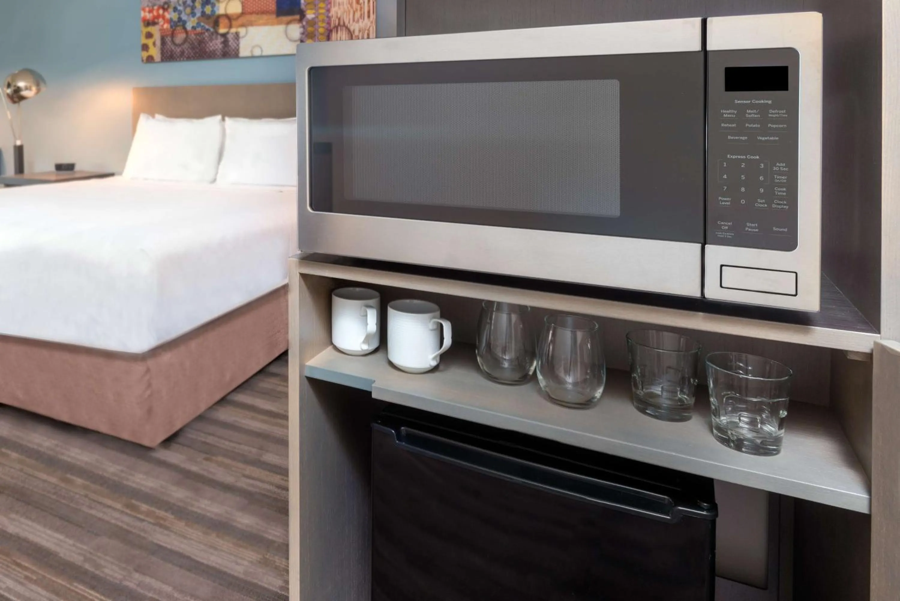 Bedroom, Bed in Hyatt House Orlando Airport