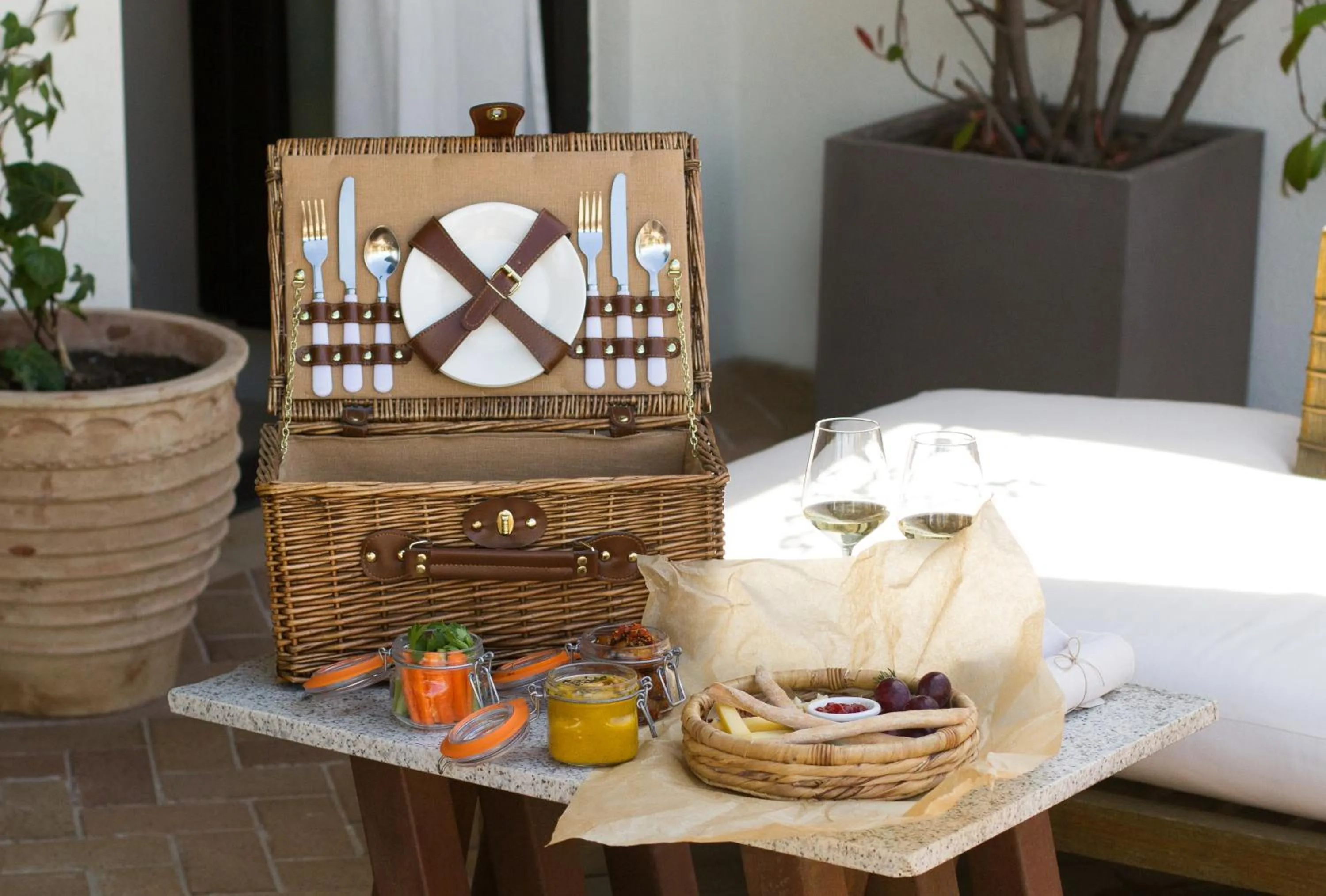 Food and drinks in 7 Islas Hotel