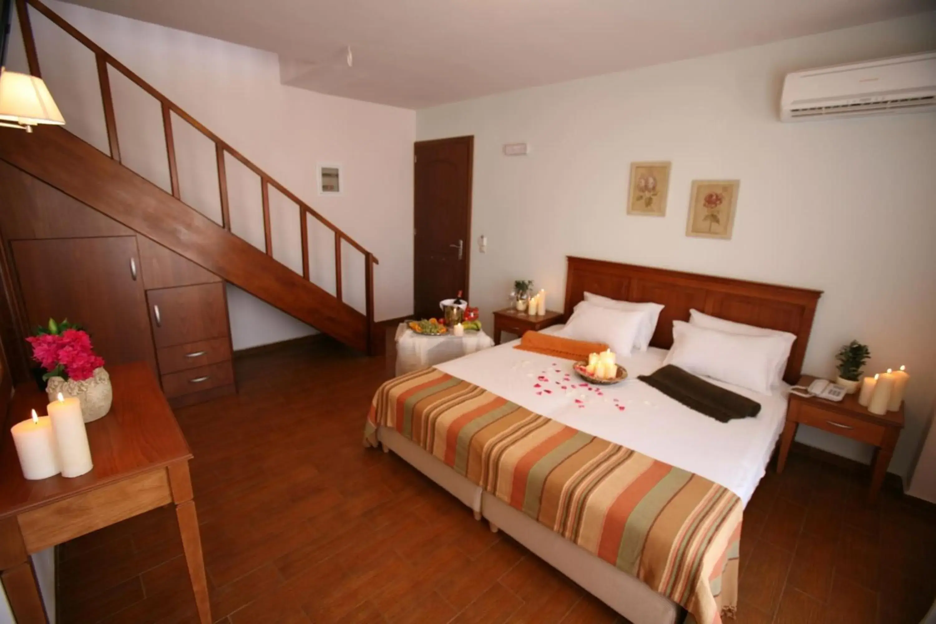 Bedroom, Bed in Flamingos Hotel Apartments Bedroom, Bed in Flamingos Hotel Apartments