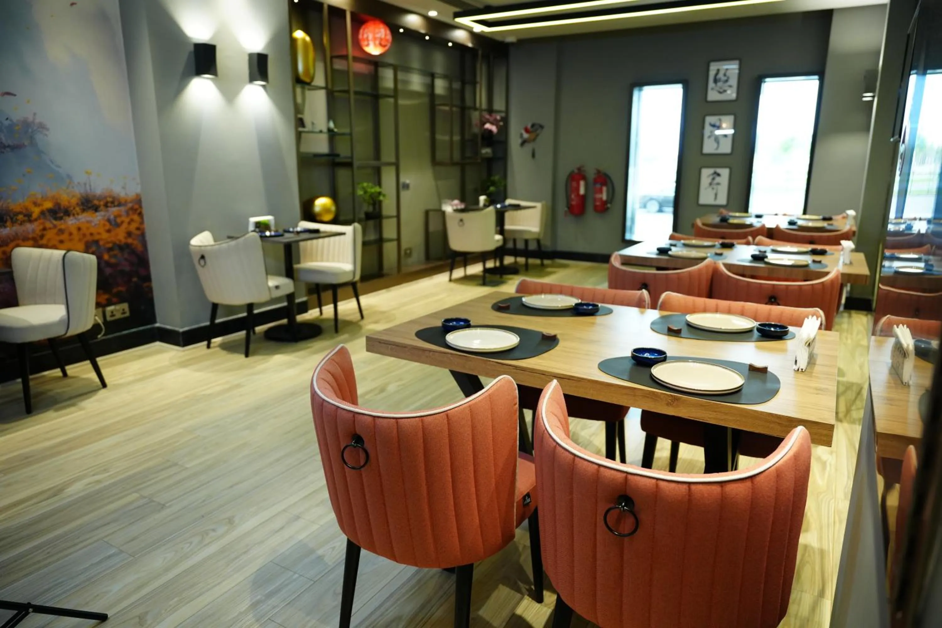 Restaurant/places to eat in The Grand Lux Hotel