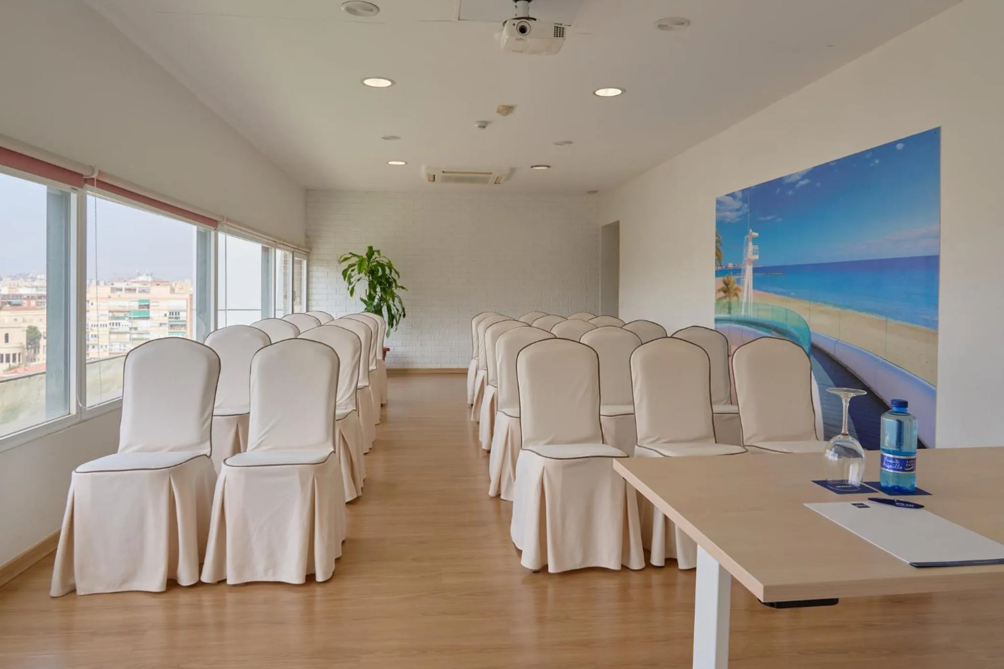 Meeting/conference room in Sercotel Maya Alicante
