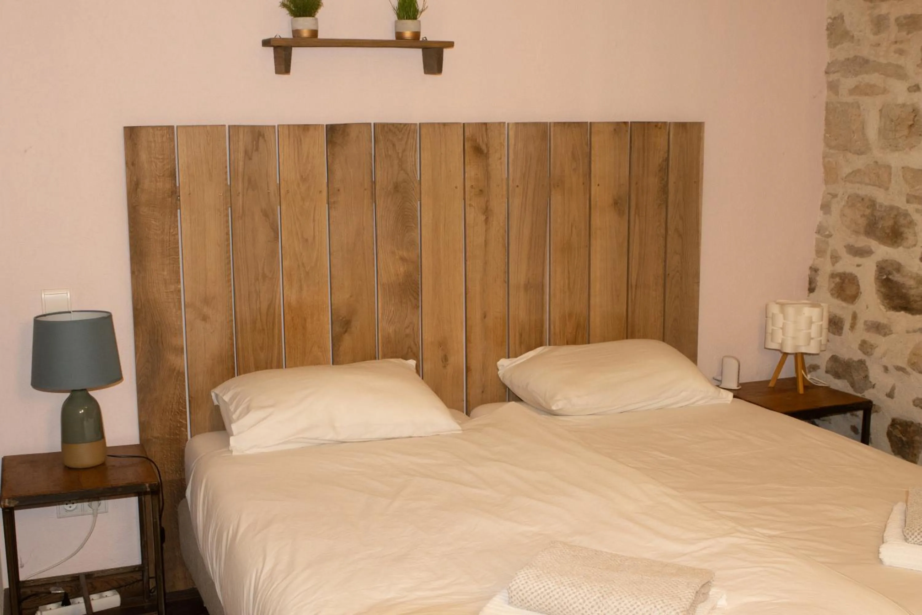 Bed in Domaine de Brise Bois - Chambres & Gîtes