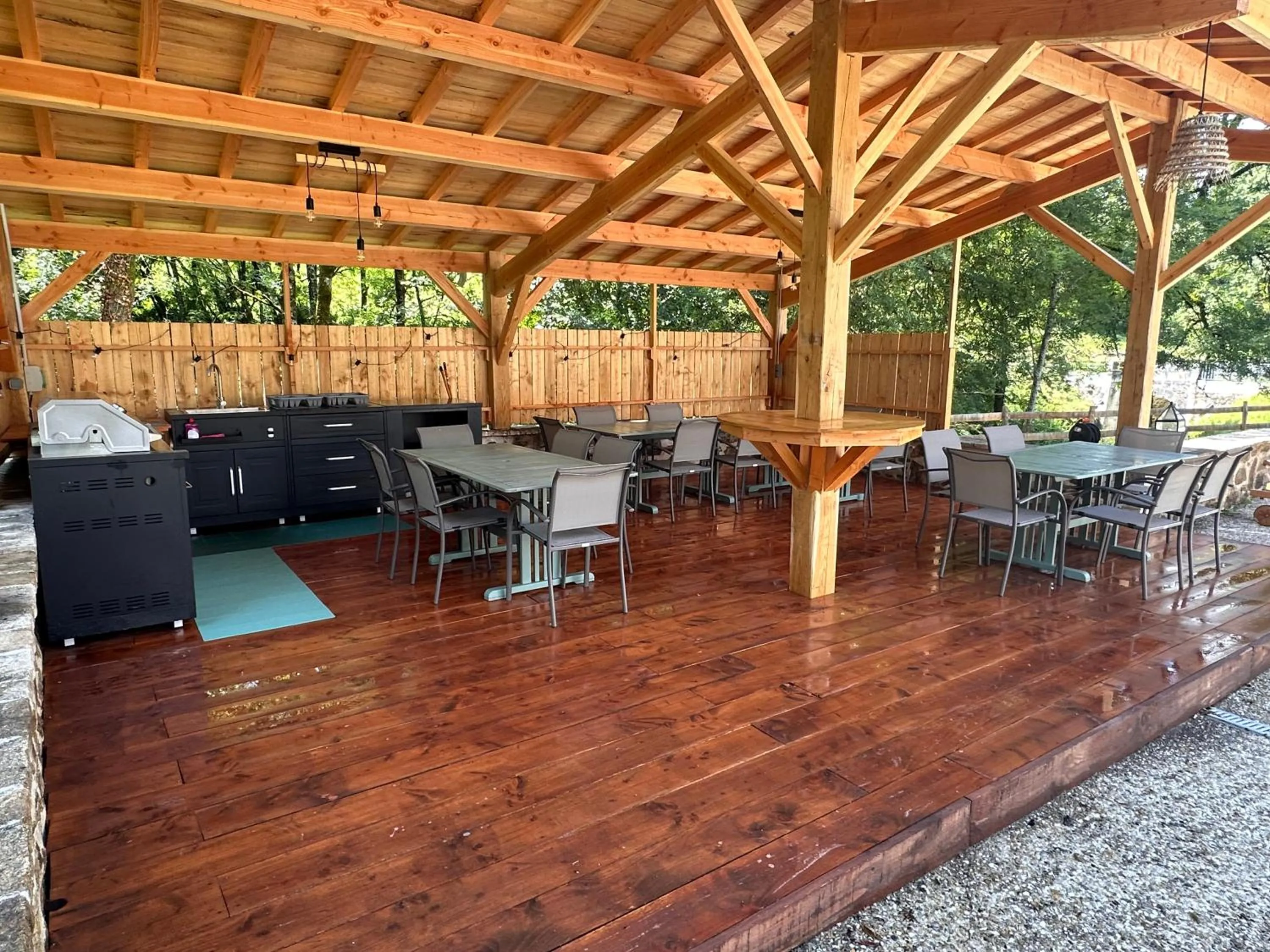 Patio in Domaine de Brise Bois - Chambres & Gîtes