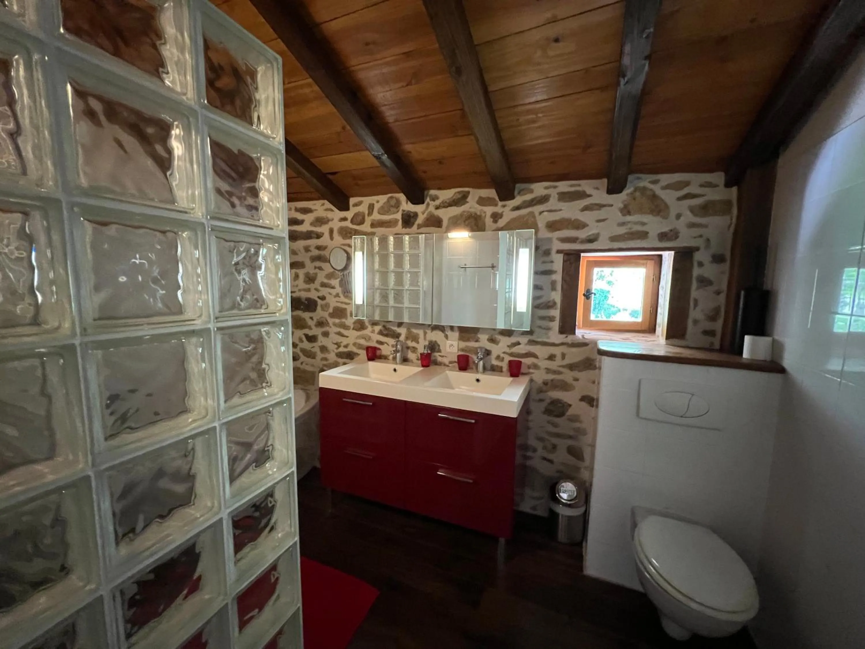 Domaine de Brise Bois - Chambres & Gîtes