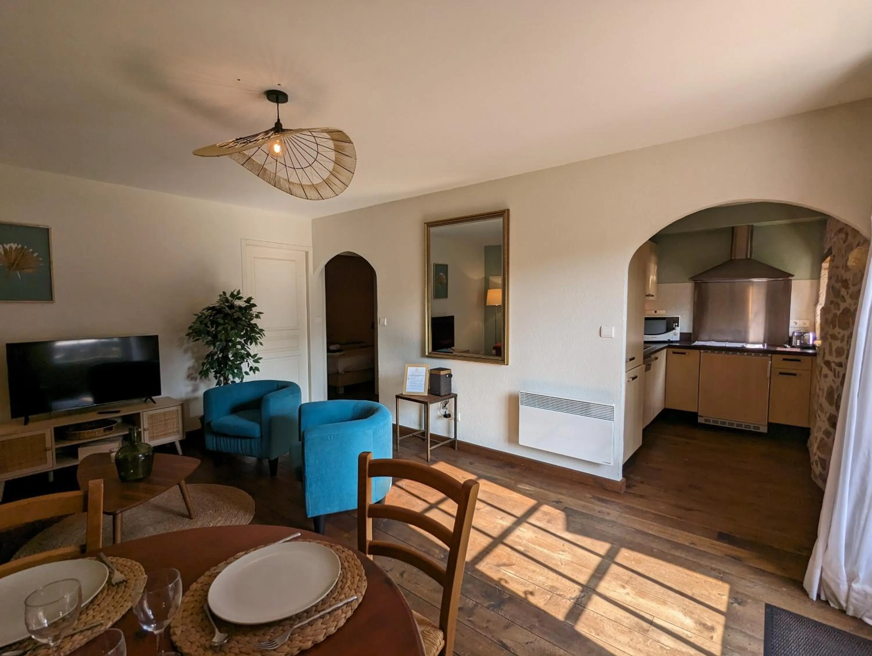 TV and multimedia in Domaine de Brise Bois - Chambres & Gîtes