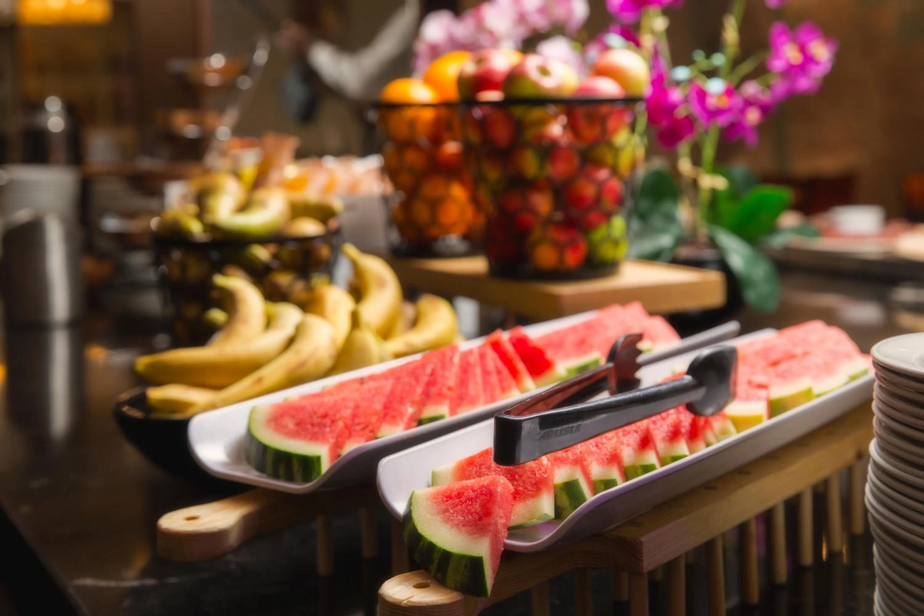 Breakfast in City Sleeper at Royal National Hotel