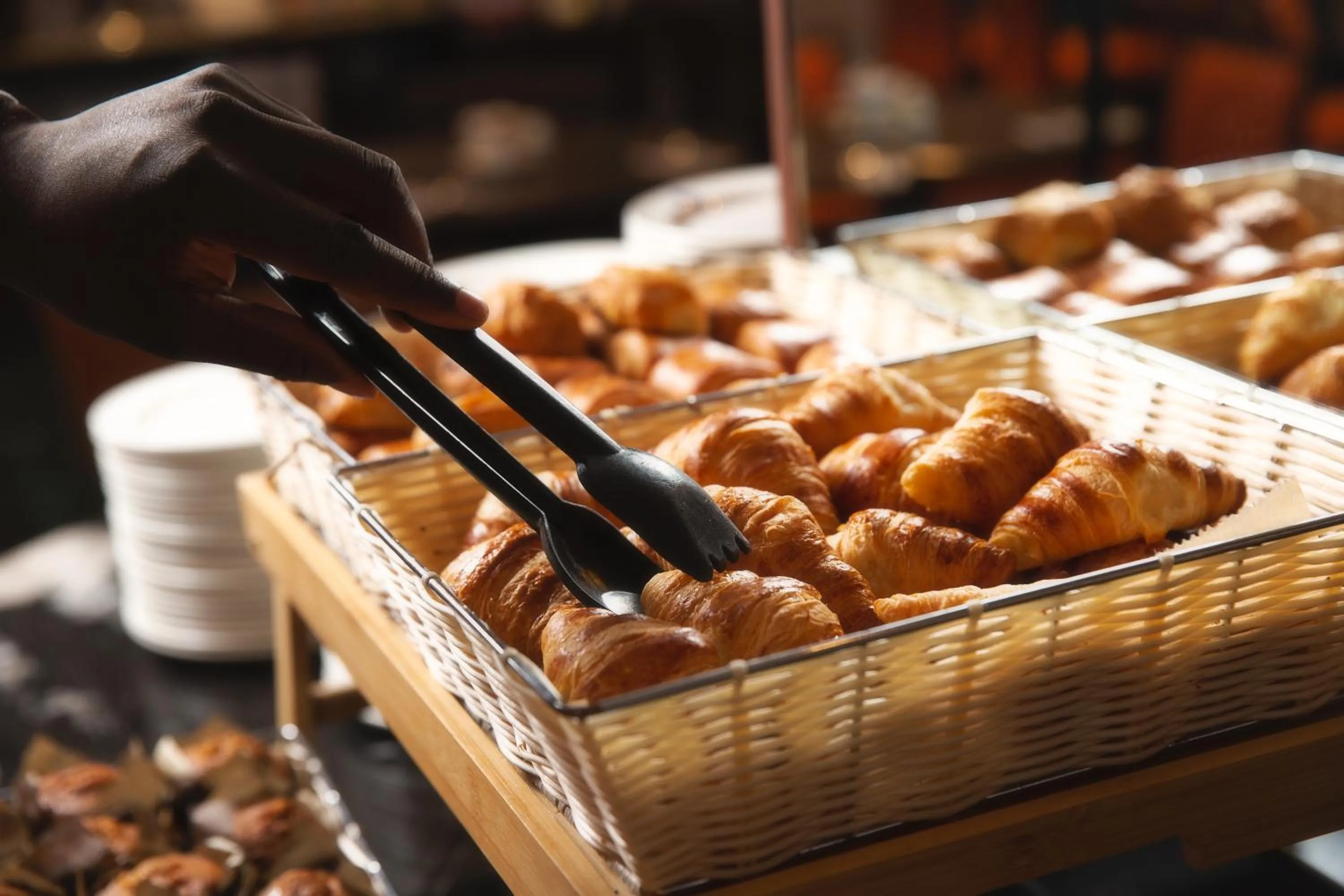 Breakfast in City Sleeper at Royal National Hotel