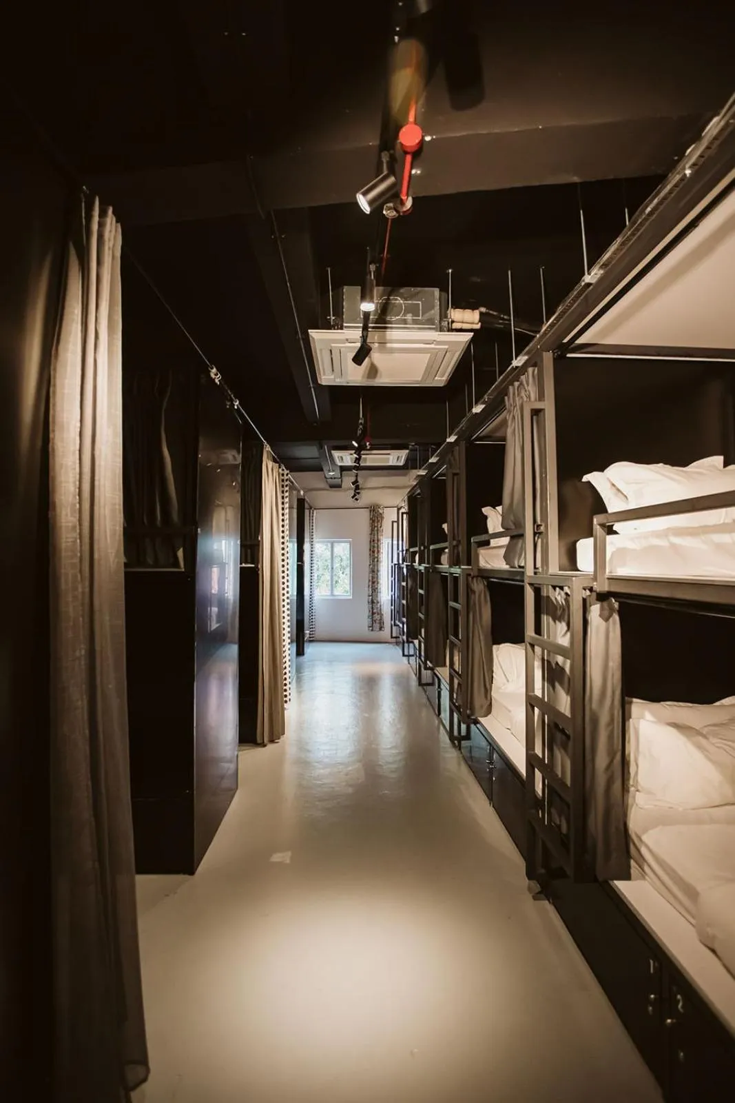 7 Wonders Hostel @ Boat Quay