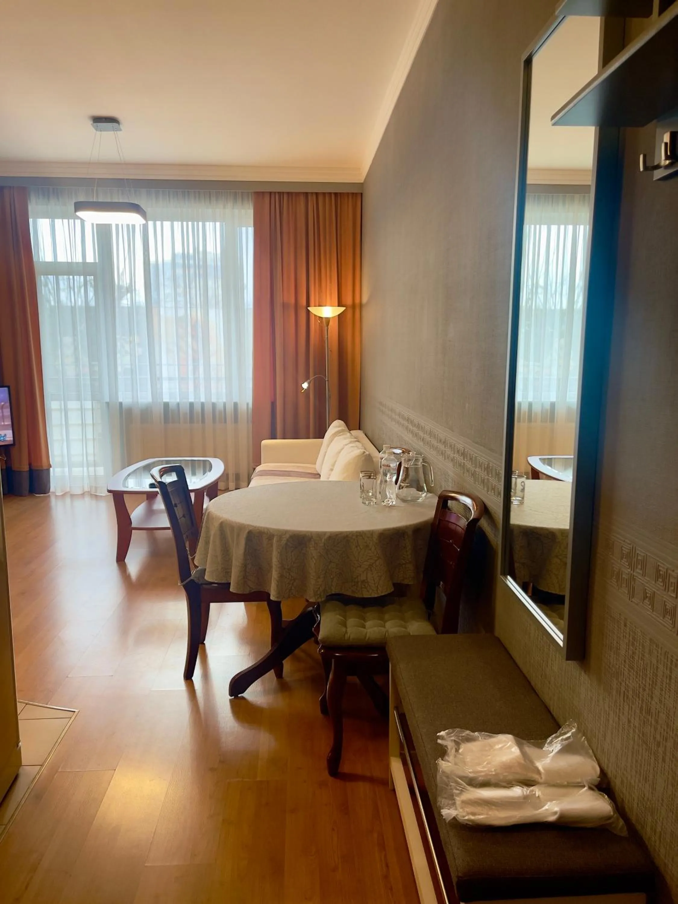 Day, Bed in Arcada Apartments