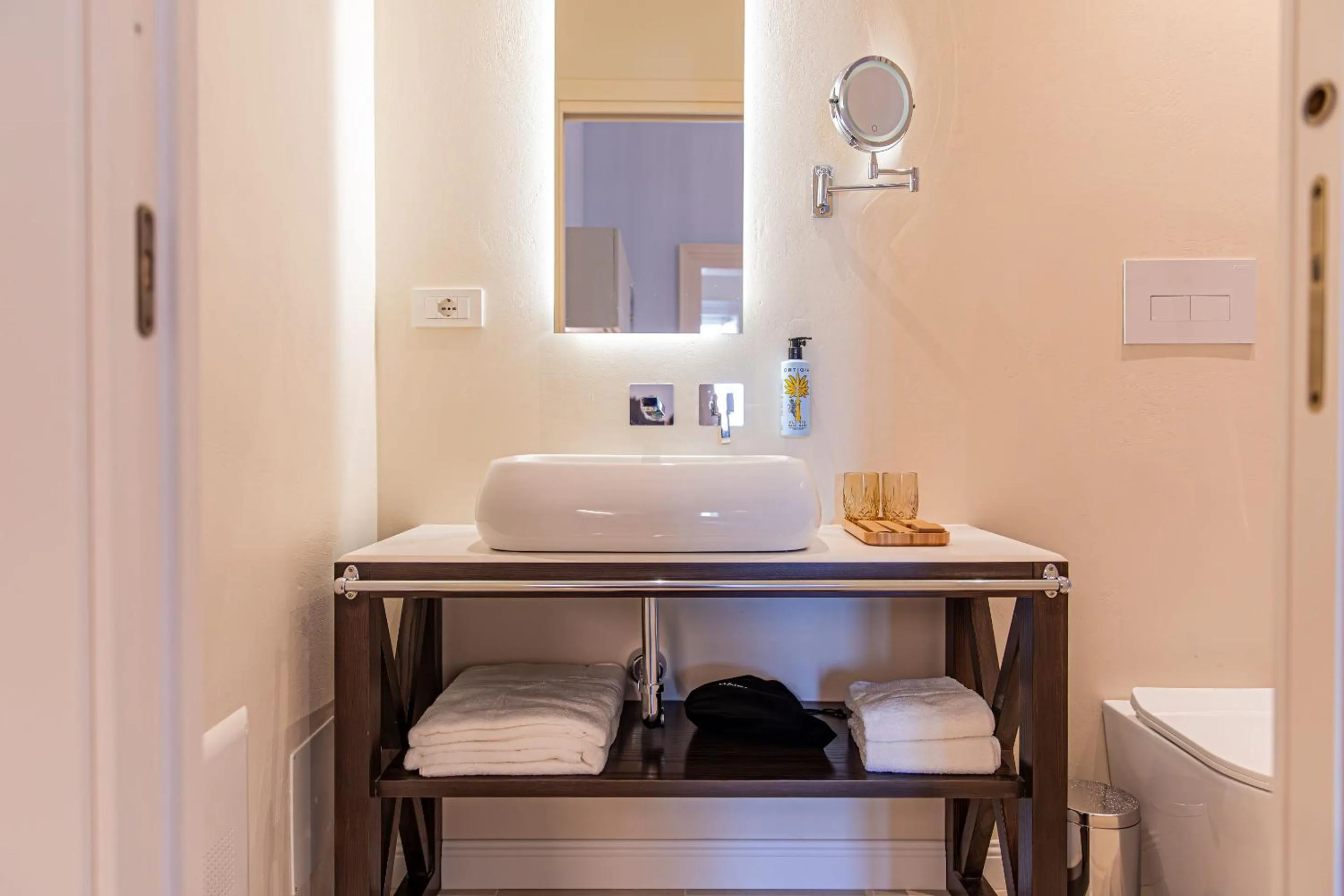 Bathroom in Costamante Suites & Spa