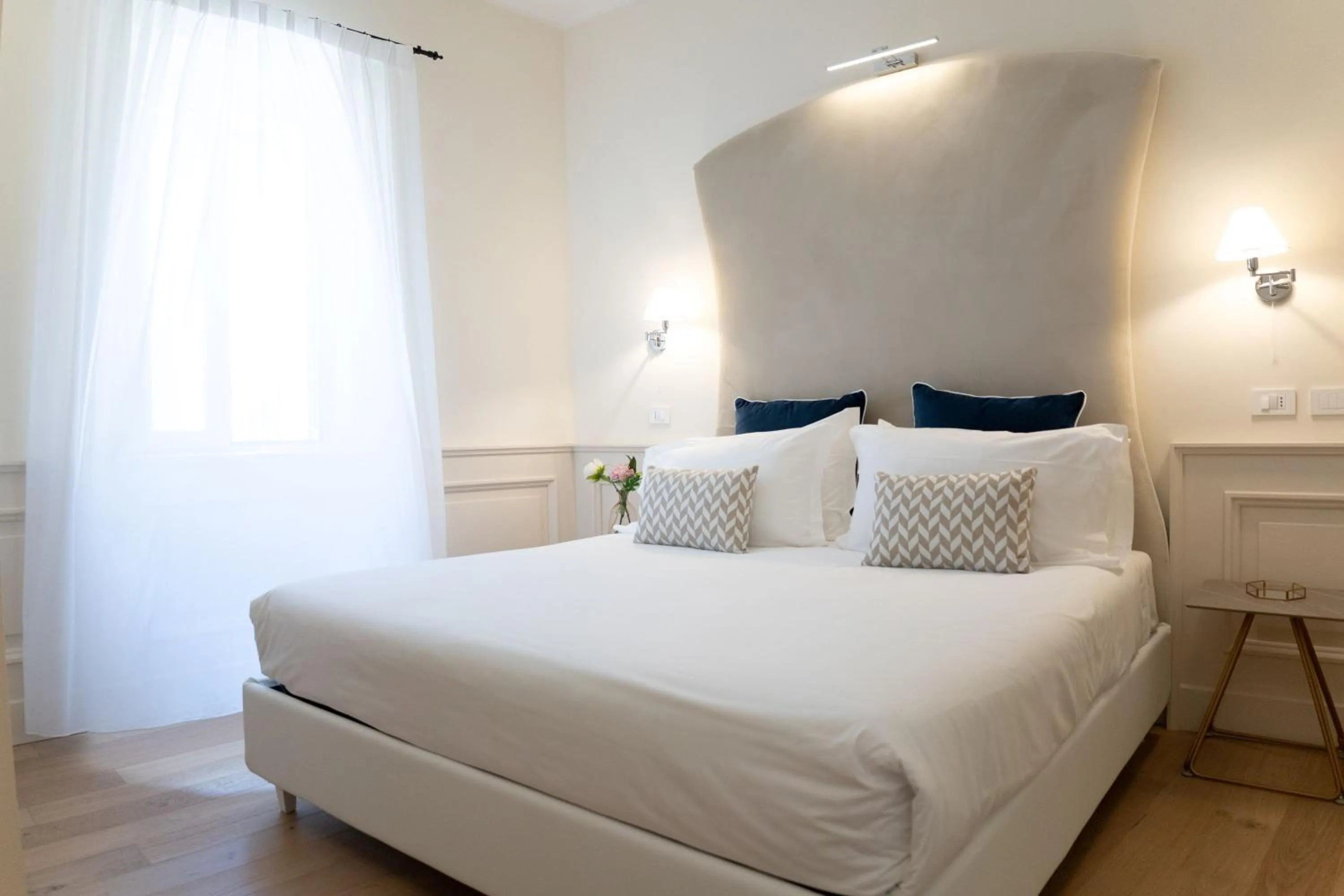 Photo of the whole room, Bed in Costamante Suites & Spa