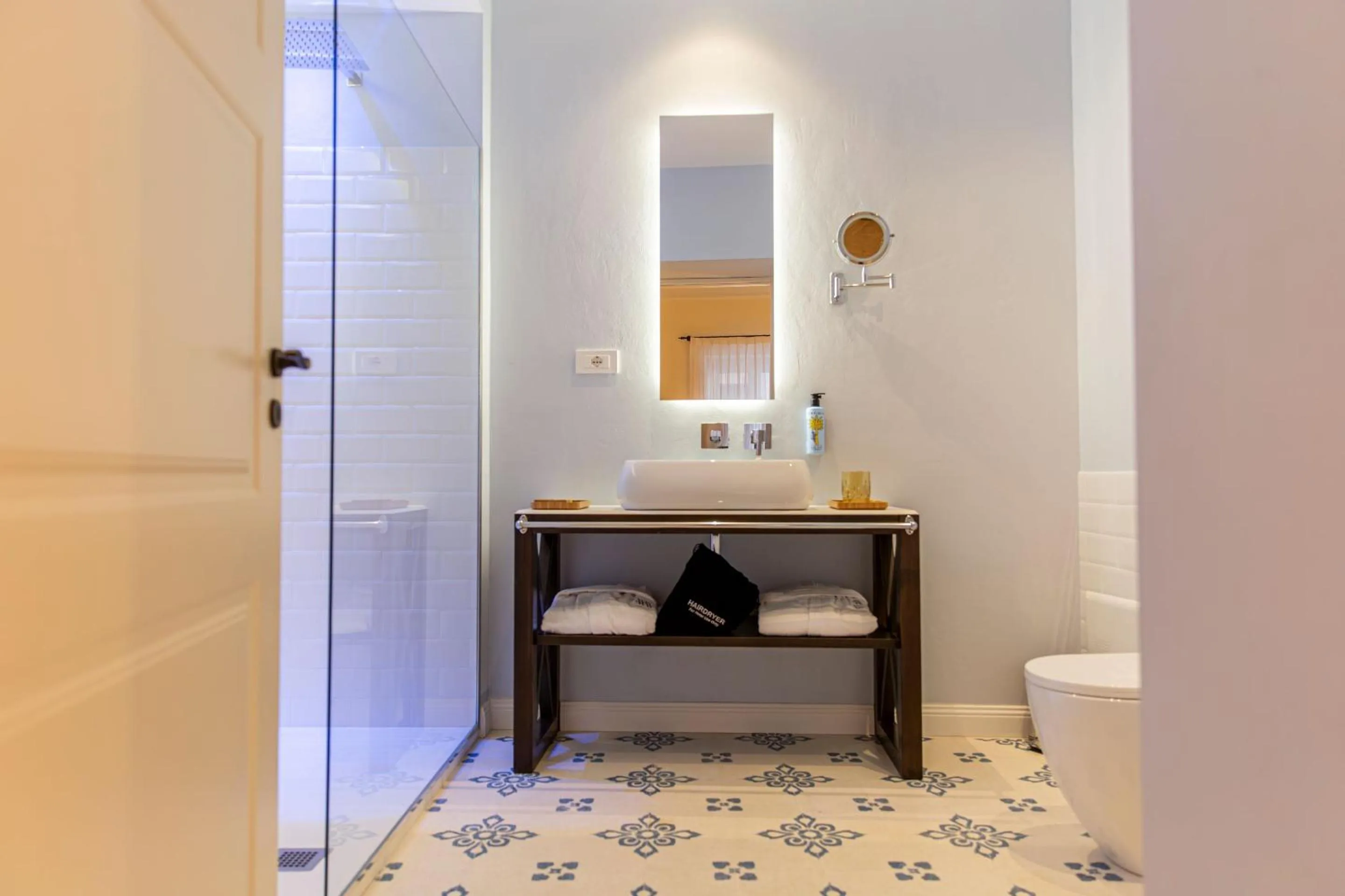 Bathroom in Costamante Suites & Spa