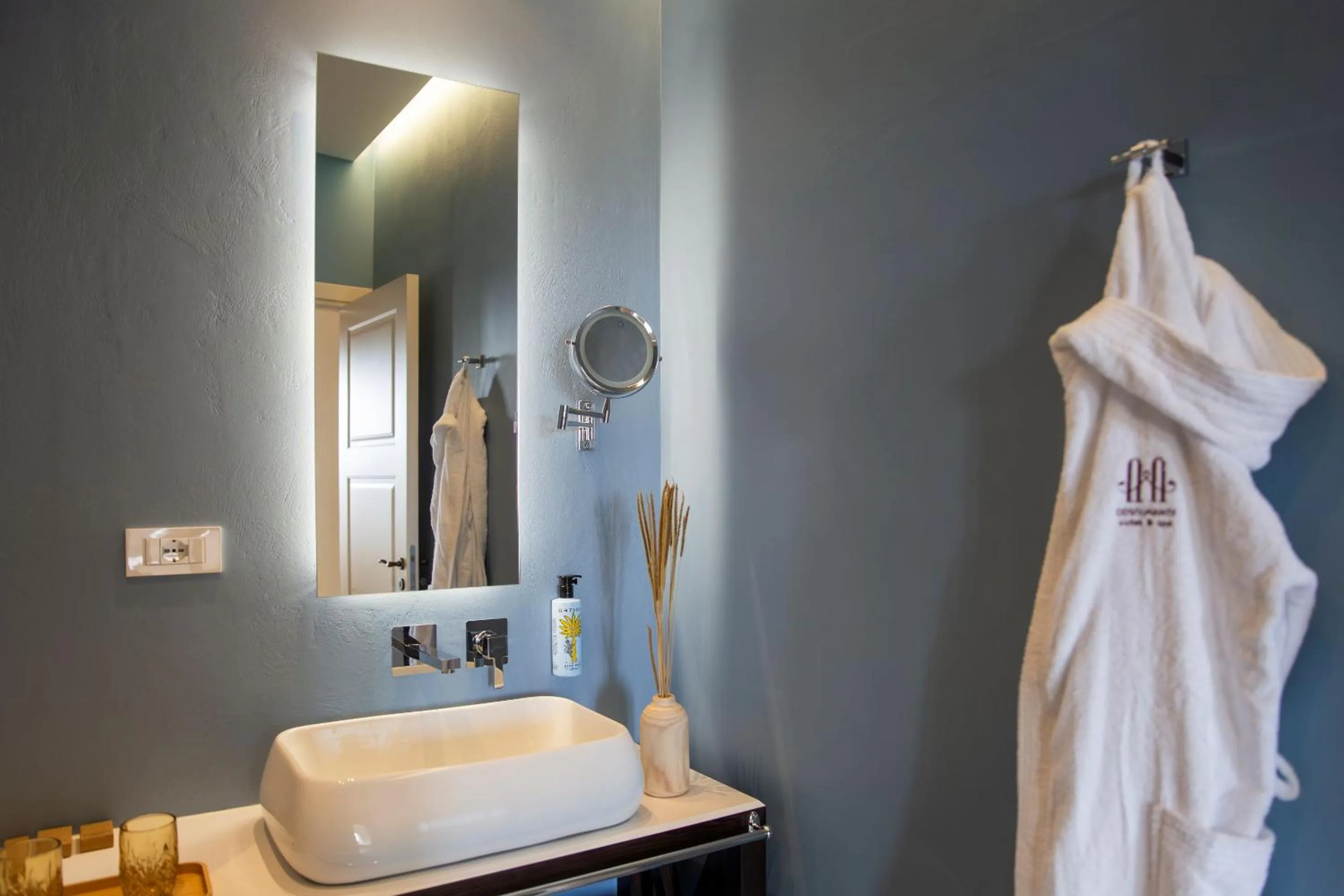 Bathroom in Costamante Suites & Spa