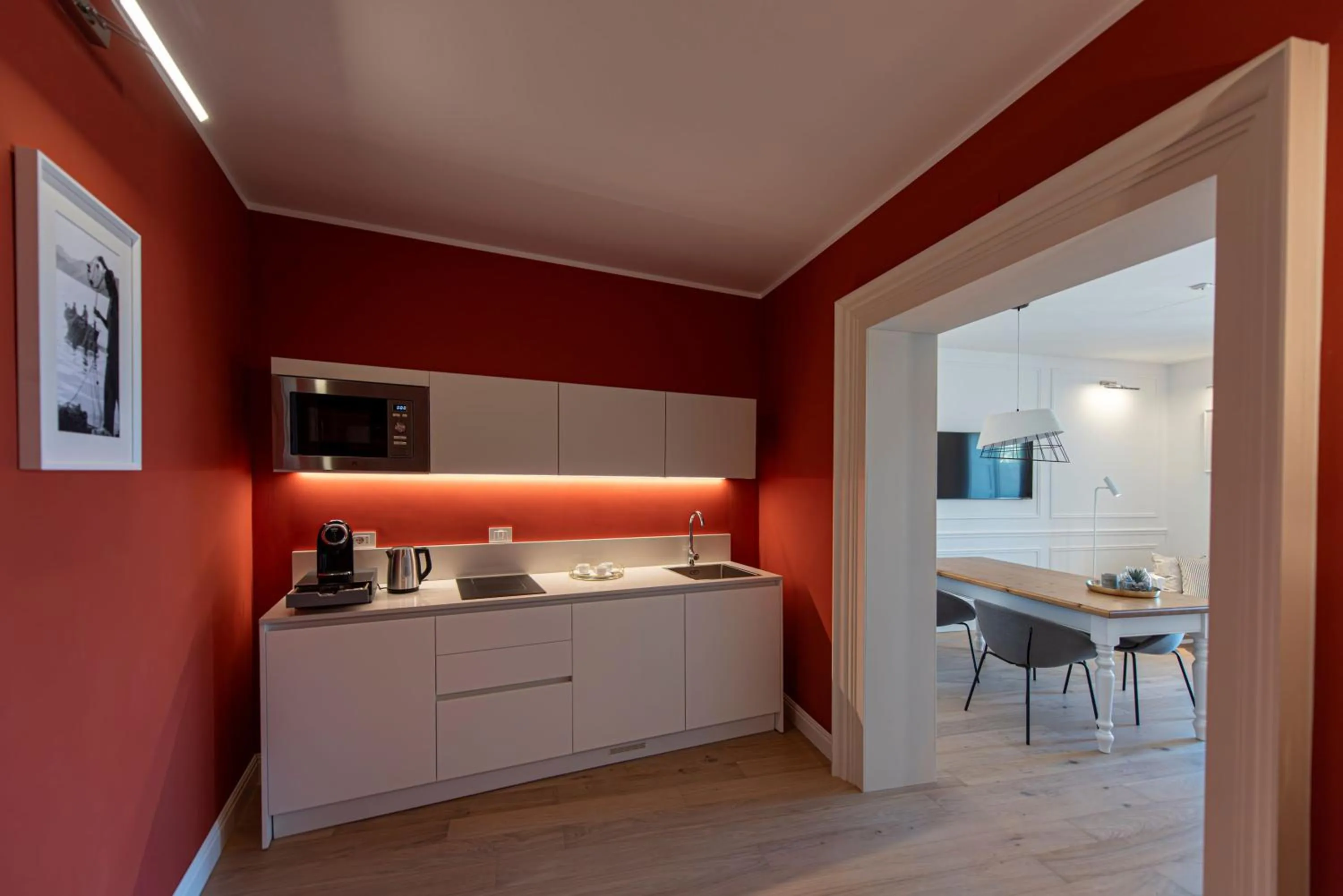 TV and multimedia in Costamante Suites & Spa