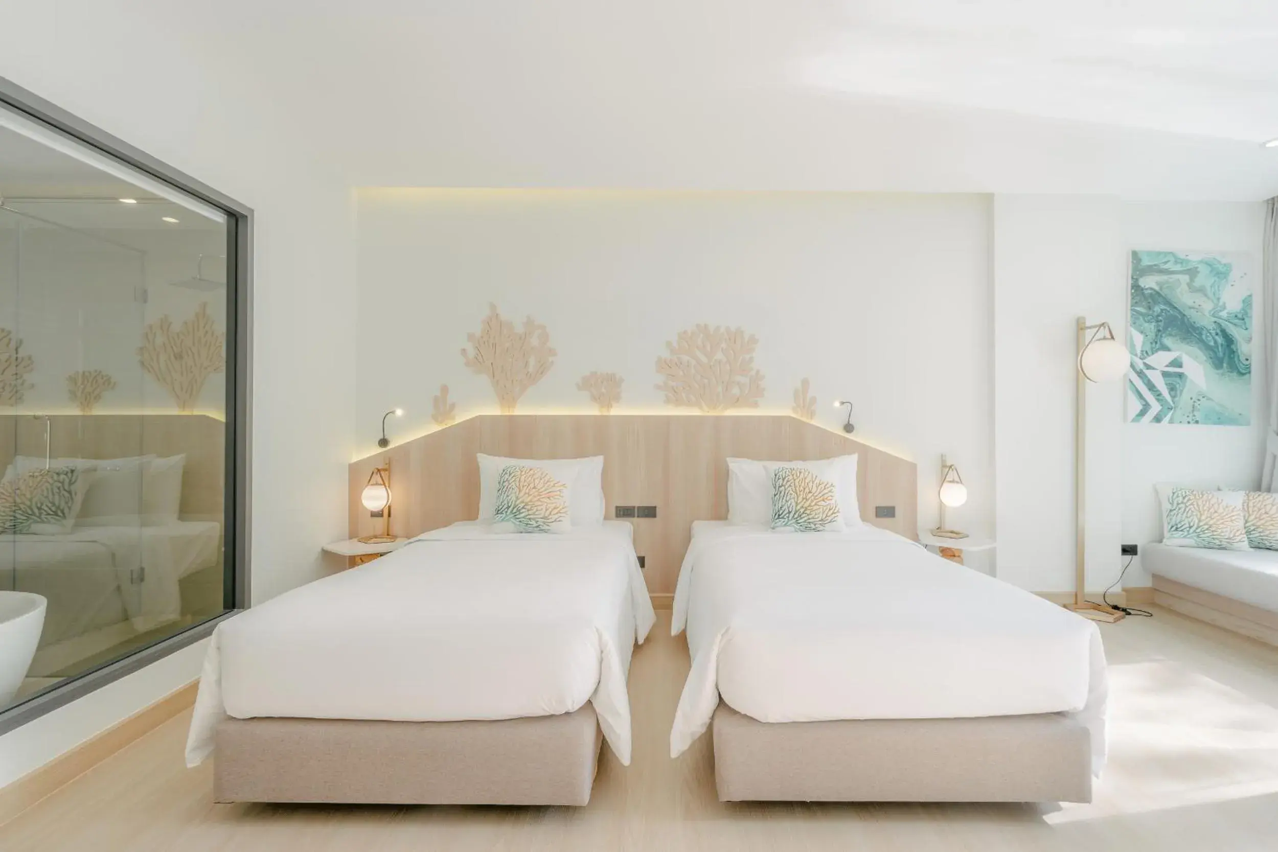 Deluxe Pool Access in Phuket Emerald Beach Resort Deluxe Pool Access in Phuket Emerald Beach Resort