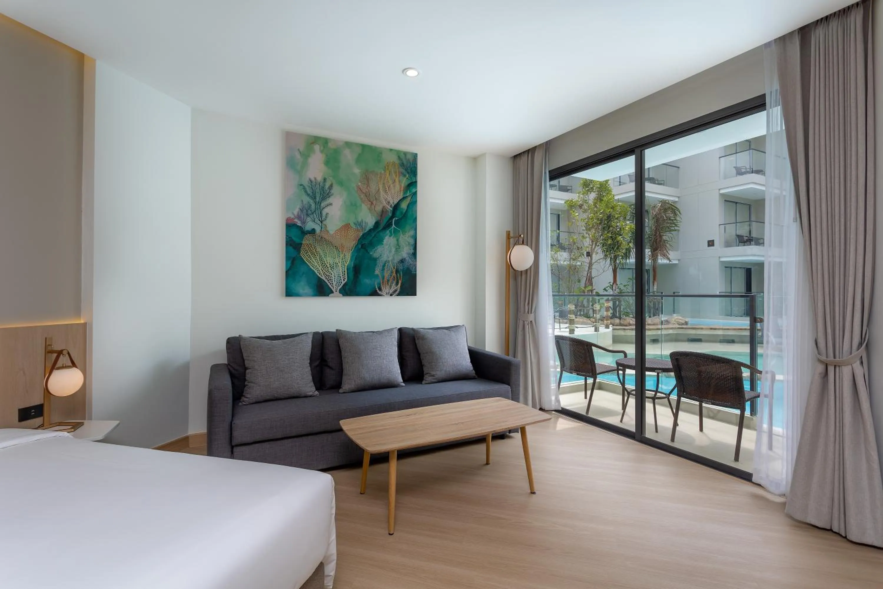 Bed in Phuket Emerald Beach Resort