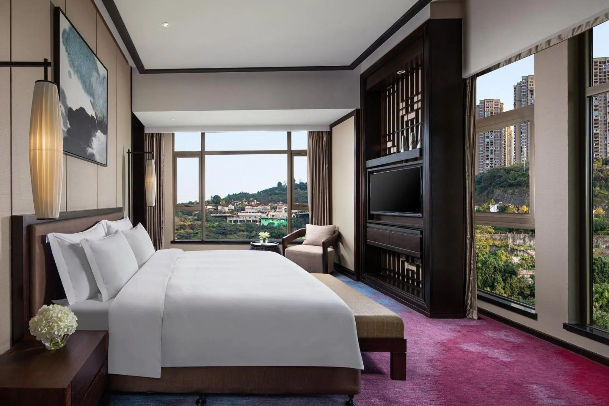 Photo of the whole room, Bed in Crowne Plaza Chongqing New North Zone by IHG