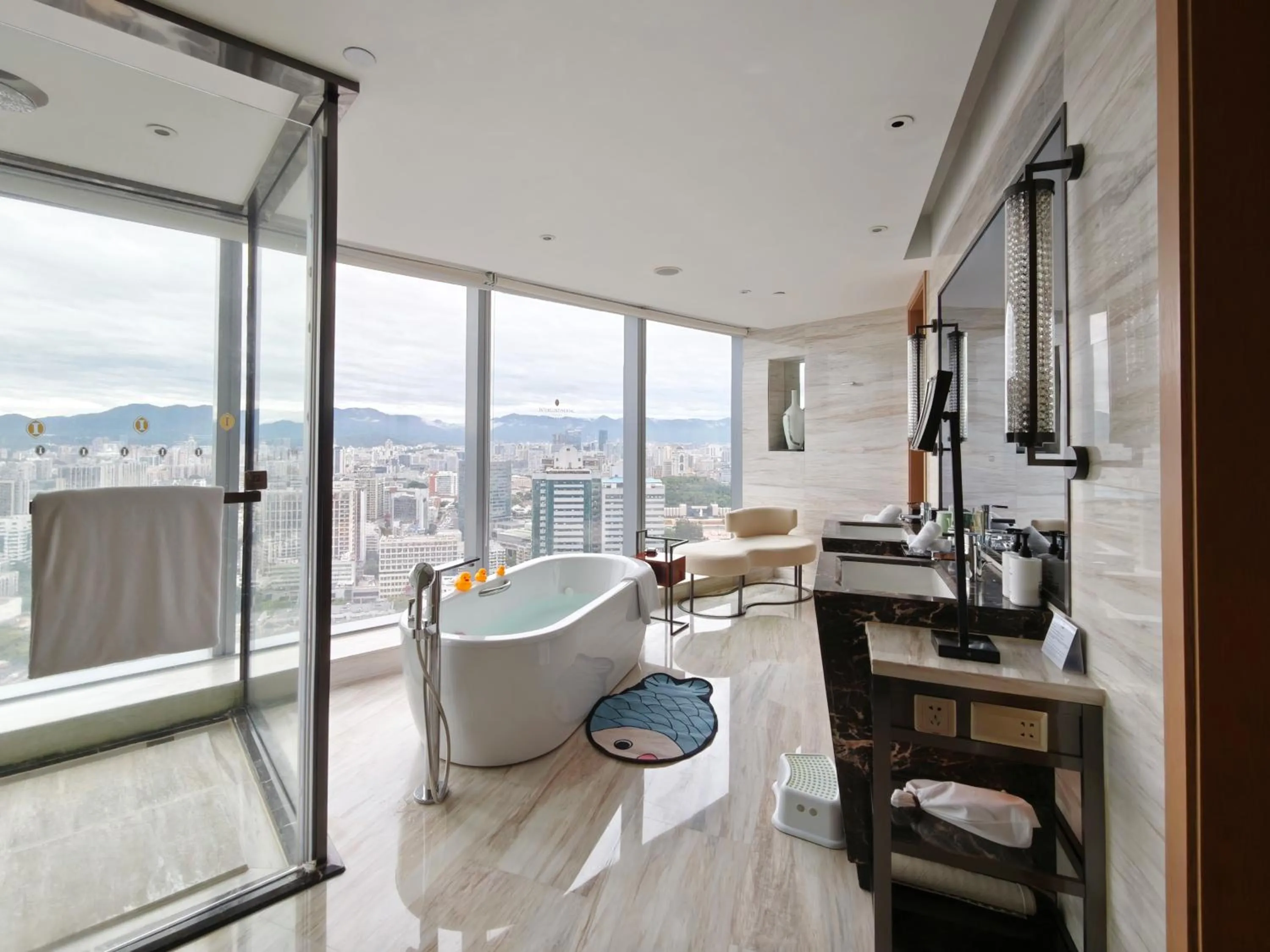 Property building in InterContinental Fuzhou