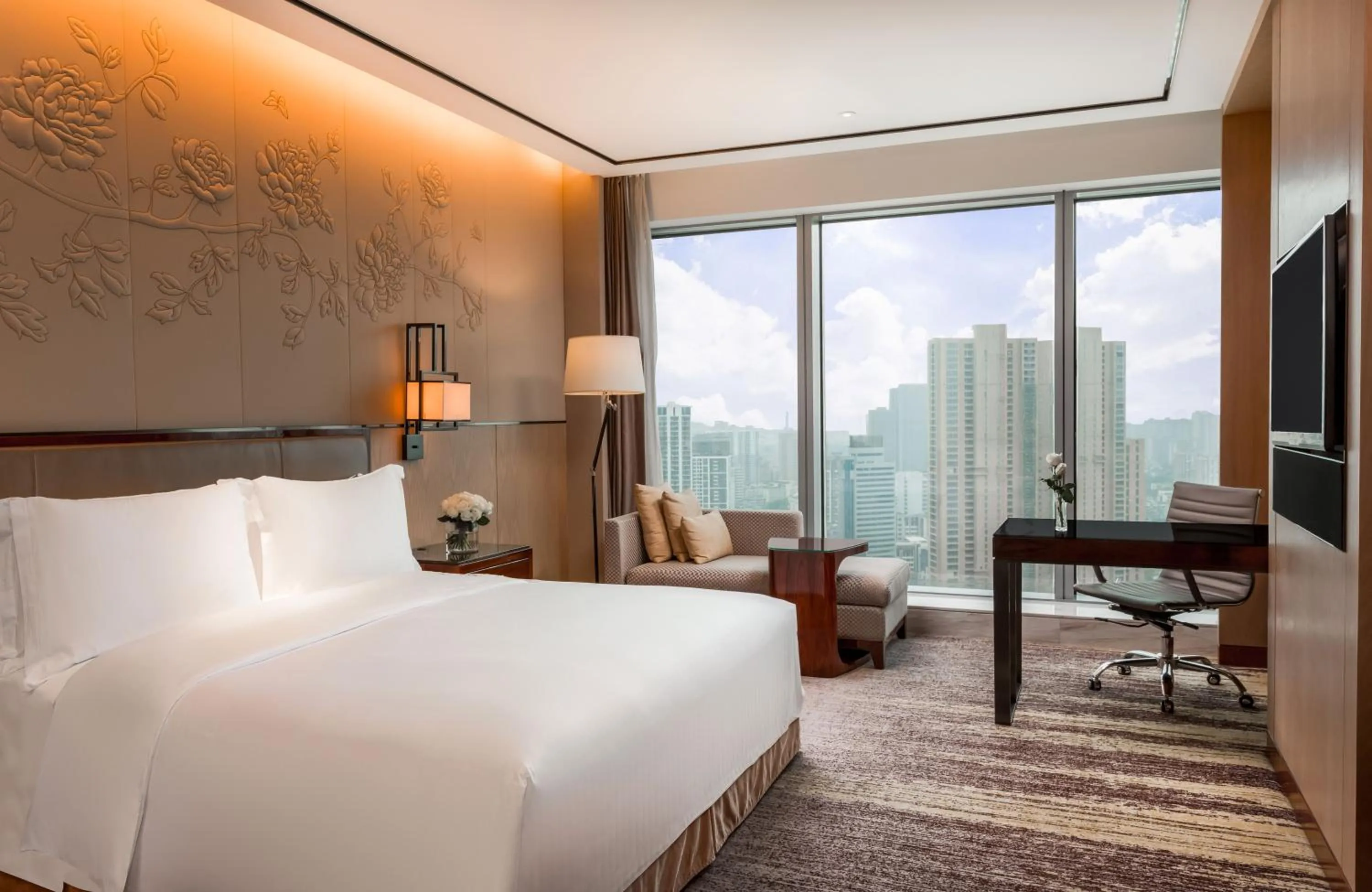 Photo of the whole room, Bed in InterContinental Fuzhou