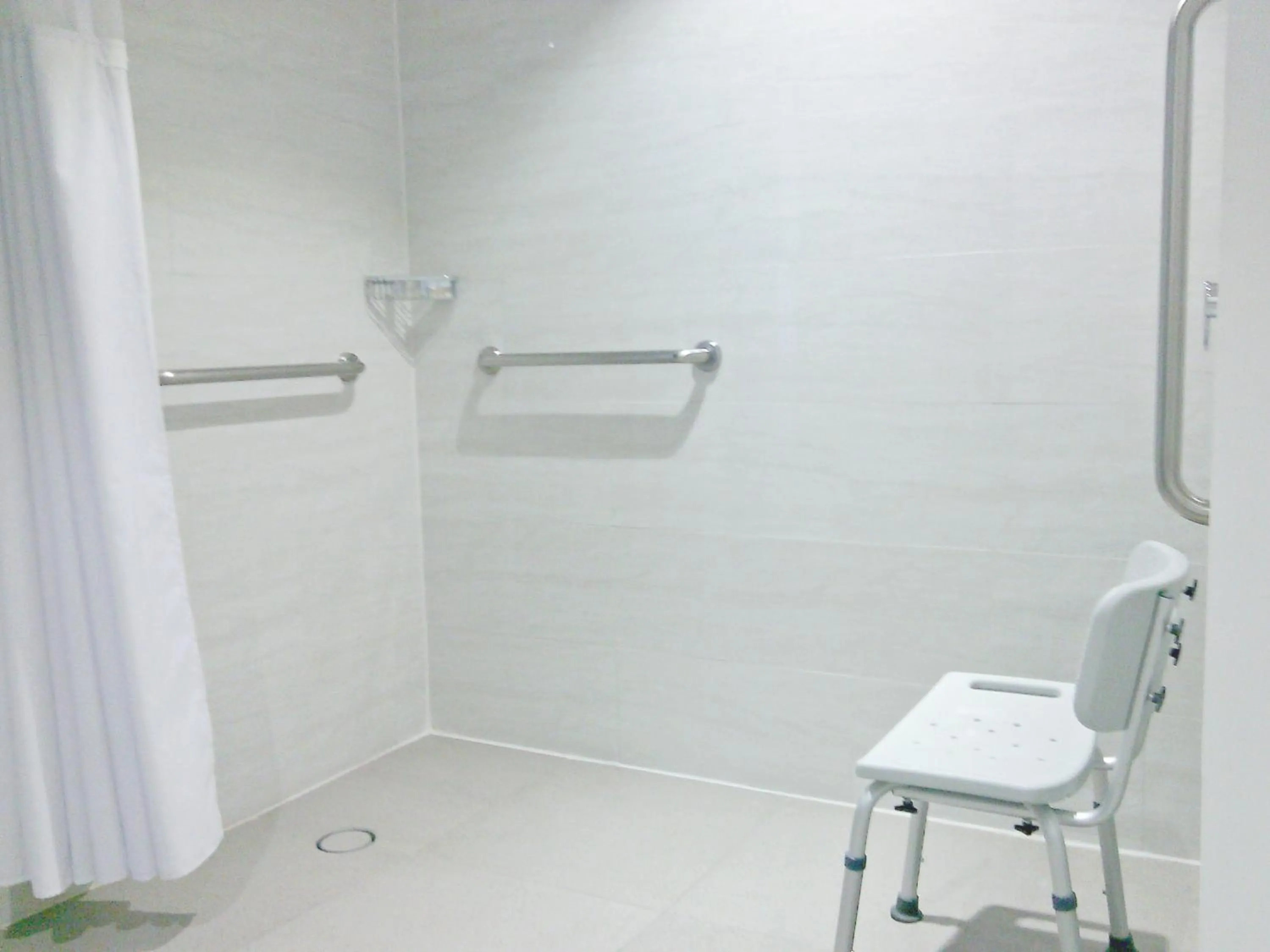 Photo of the whole room in Holiday Inn Express & Suites Puebla Angelopolis by IHG