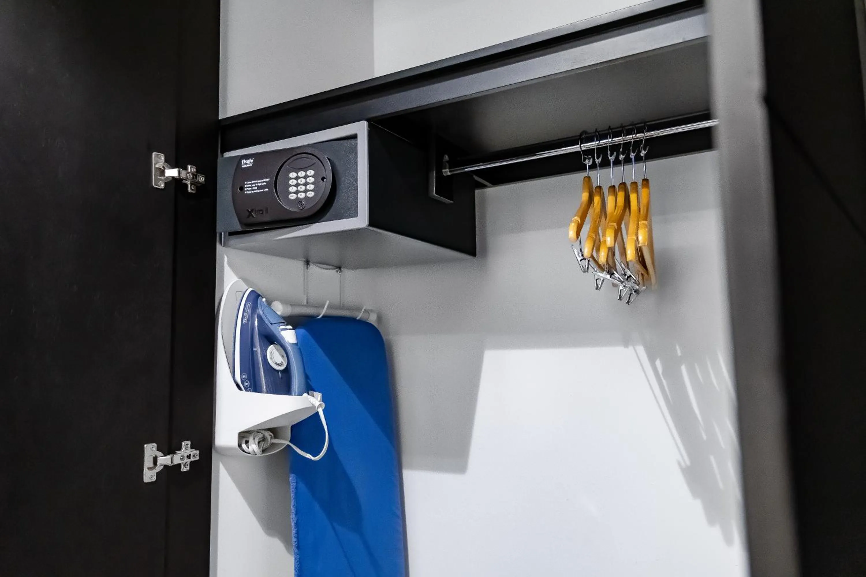 flat iron in Holiday Inn Express & Suites Puebla Angelopolis by IHG