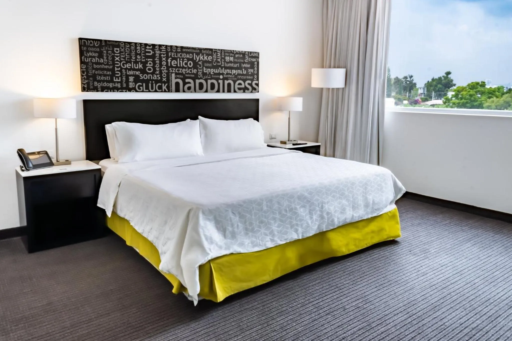 Photo of the whole room, Bed in Holiday Inn Express & Suites Puebla Angelopolis by IHG