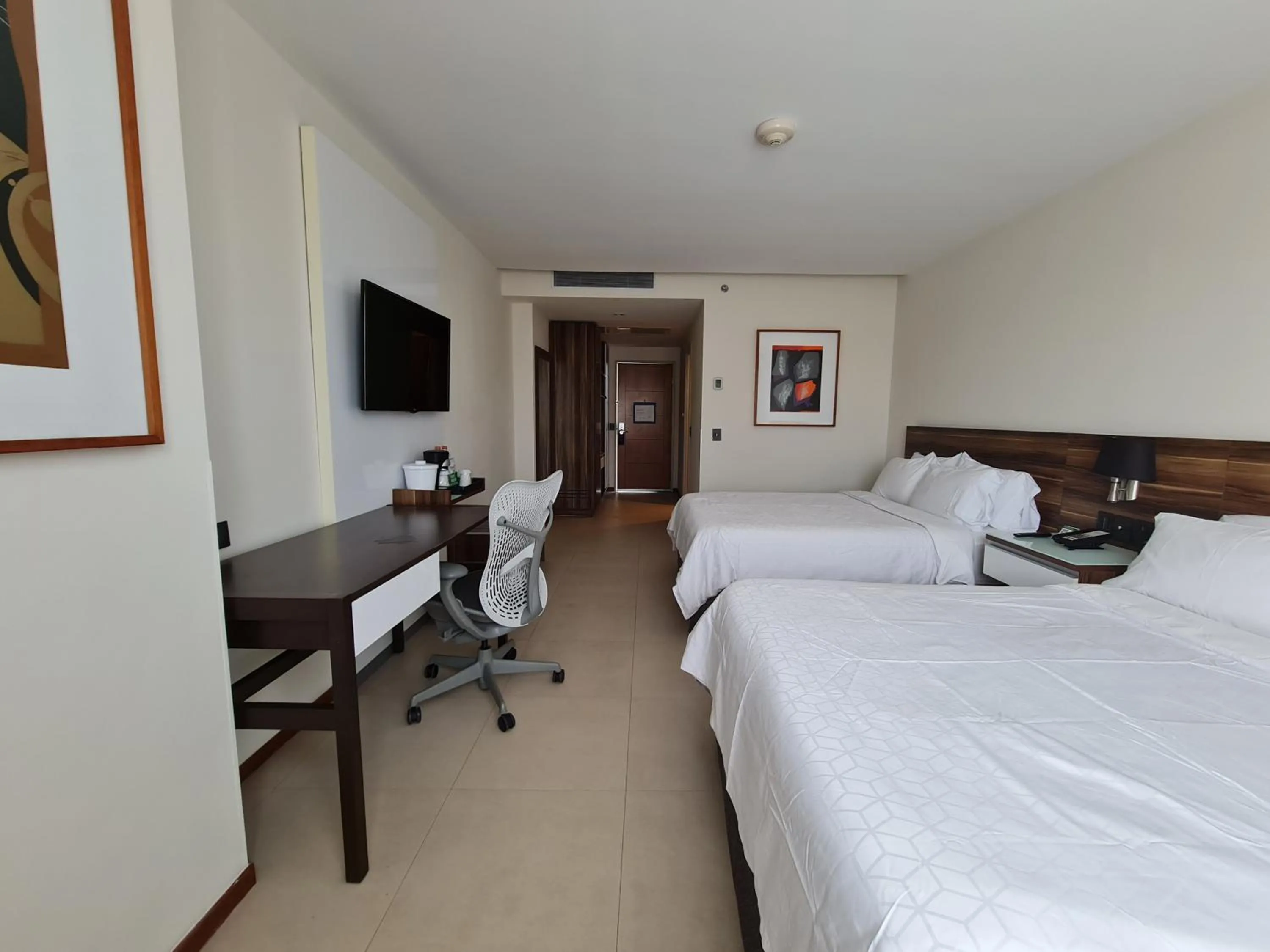 Photo of the whole room, Bed in Holiday Inn Express Puerto Vallarta by IHG