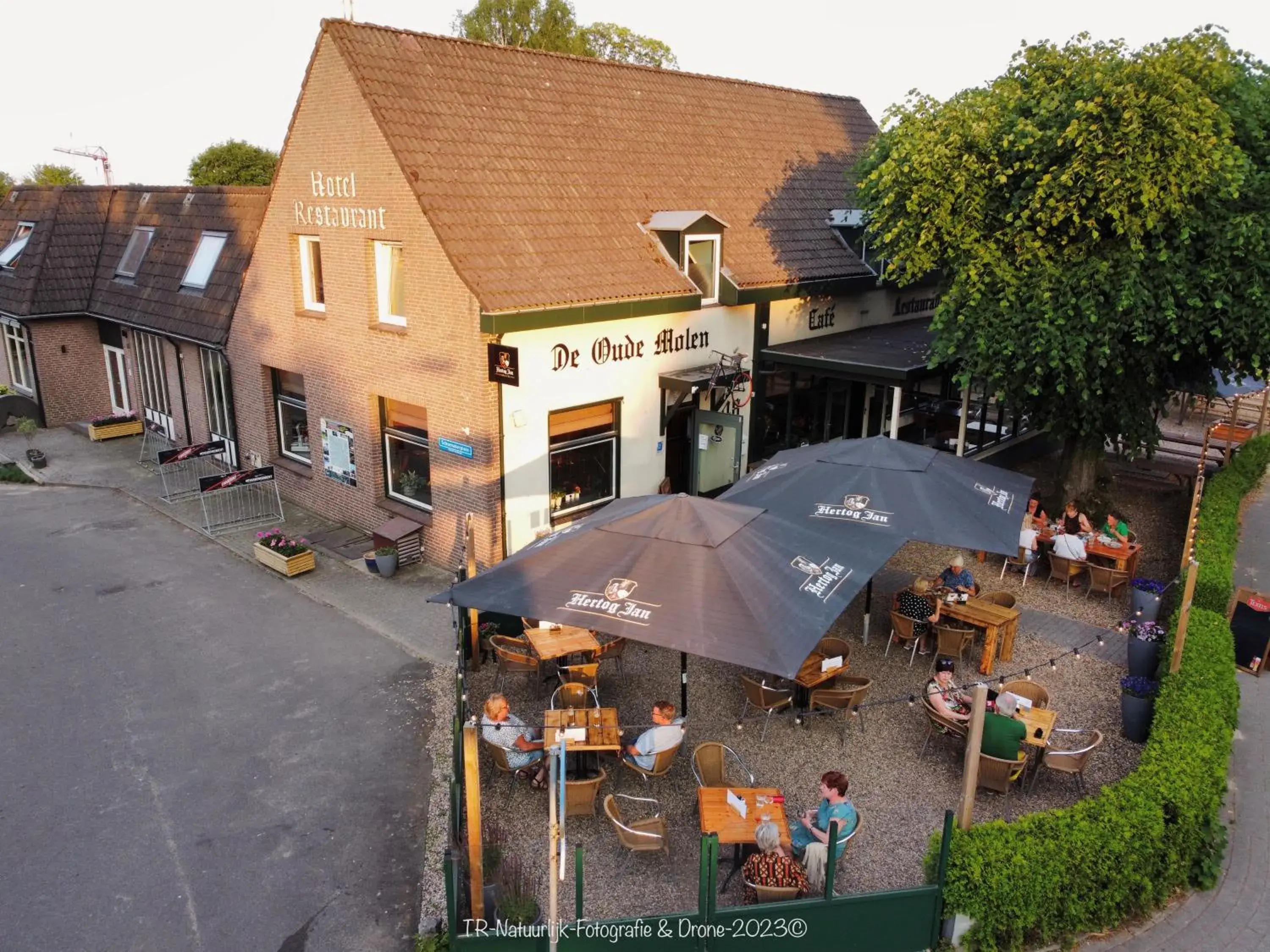 Double Room with Shared Bathroom in Hotel De Oude Molen Double Room with Shared Bathroom in Hotel De Oude Molen