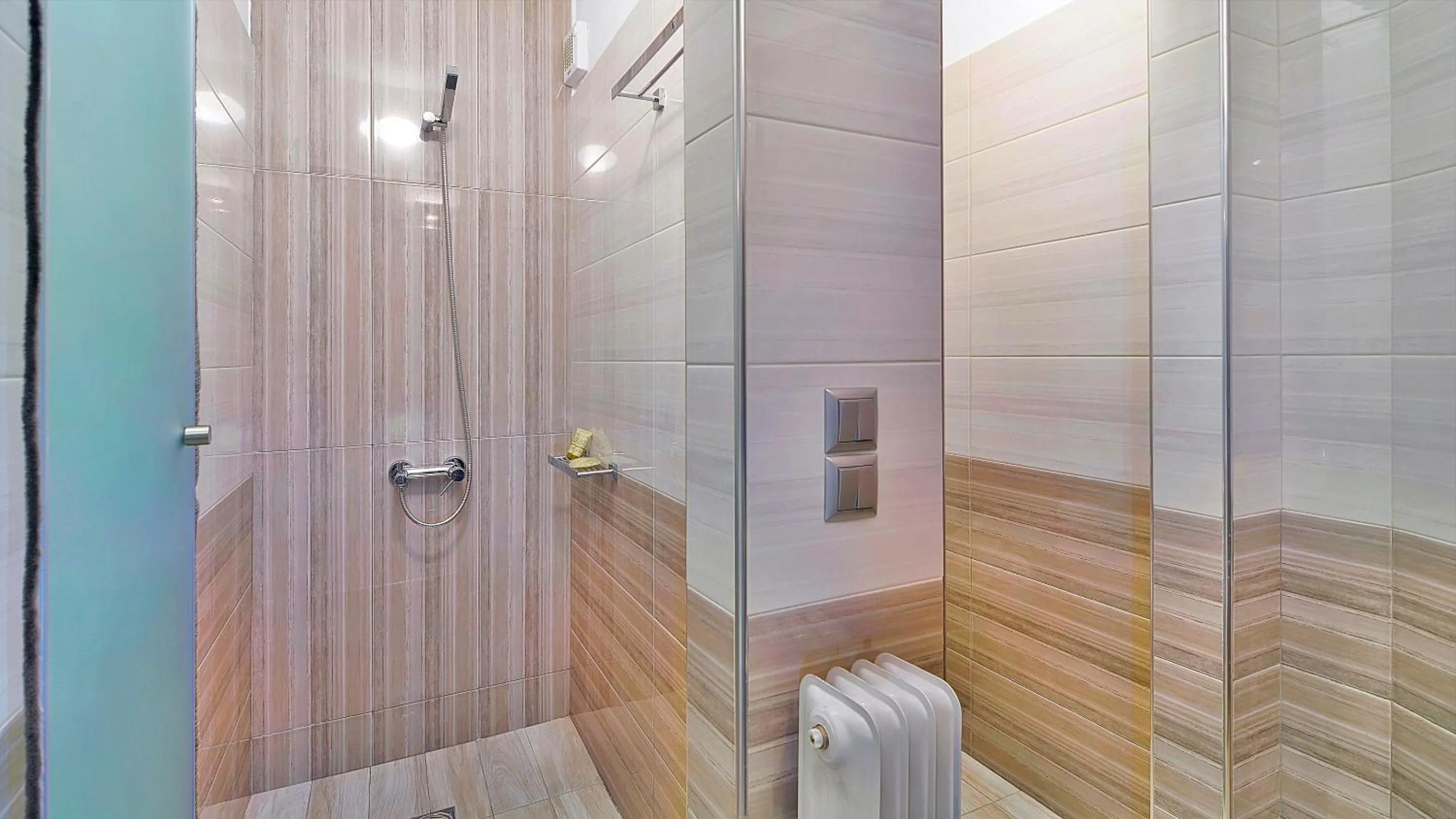 Shower in Dilofo Hotel Luxury Suites