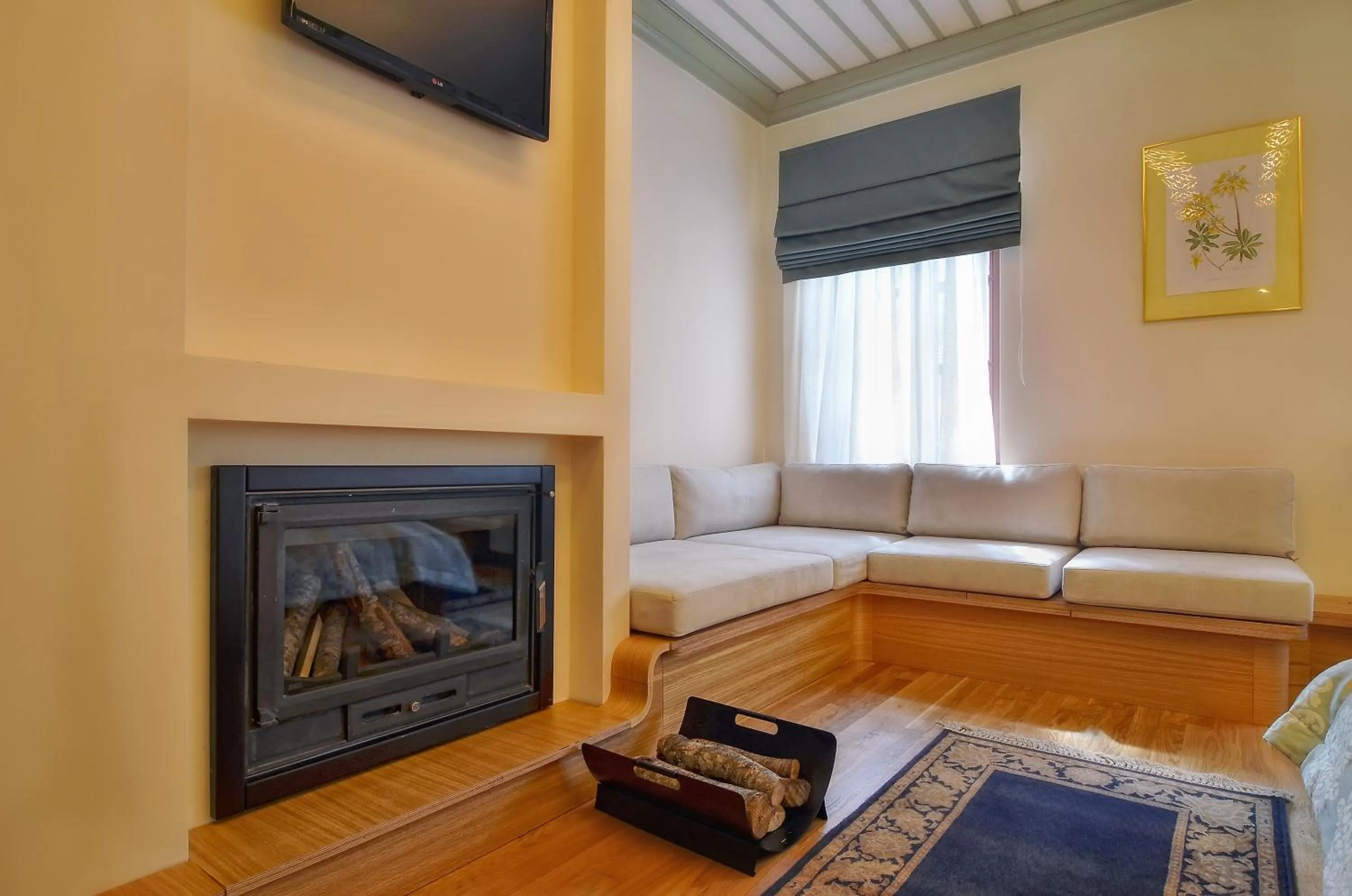 Seating area in Dilofo Hotel Luxury Suites