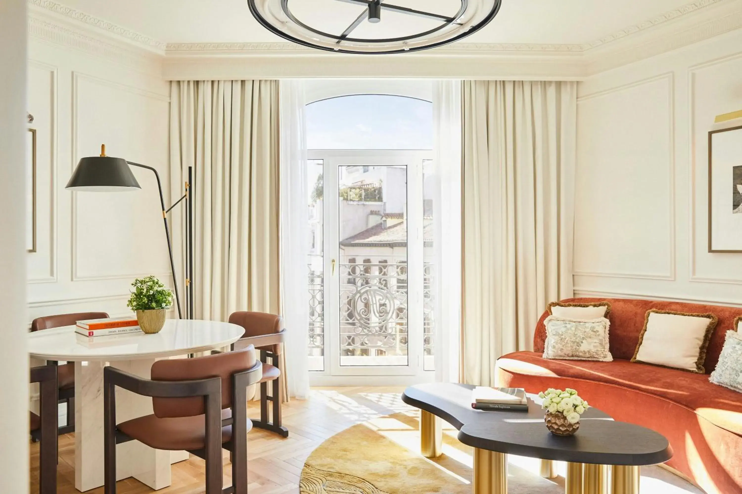 One-Bedroom Cervantes King Suite with City View in The Westin Palace, Madrid One-Bedroom Cervantes King Suite with City View in The Westin Palace, Madrid