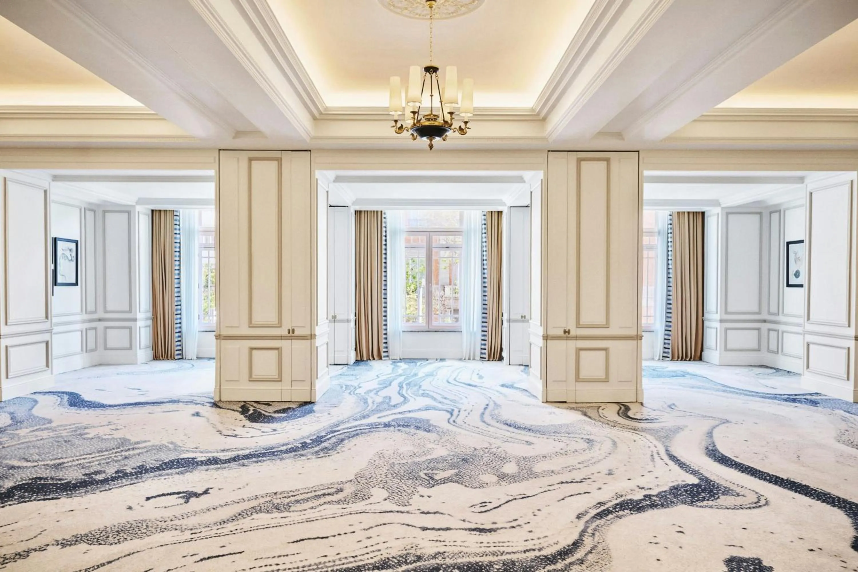 Meeting/conference room, Bed in The Palace, a Luxury Collection Hotel, Madrid