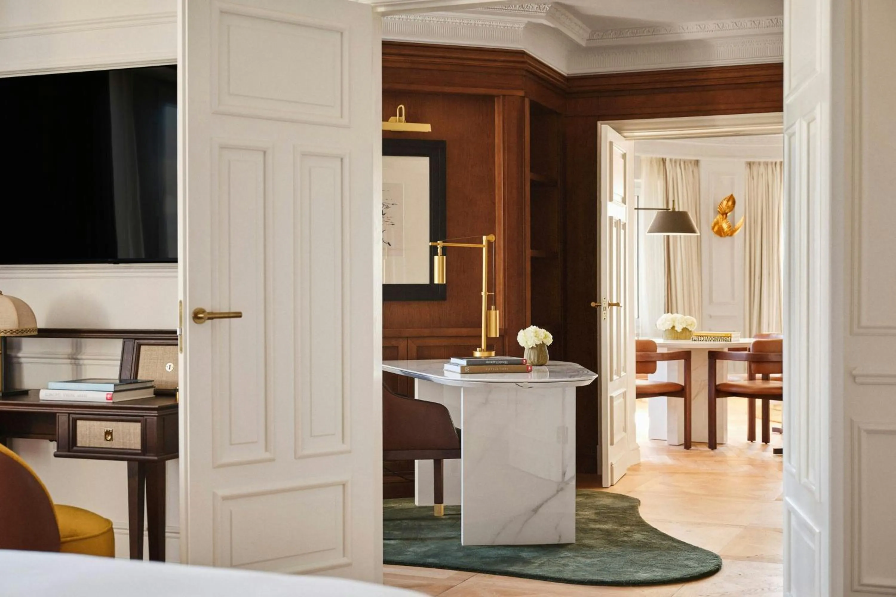 Bedroom in The Palace, a Luxury Collection Hotel, Madrid