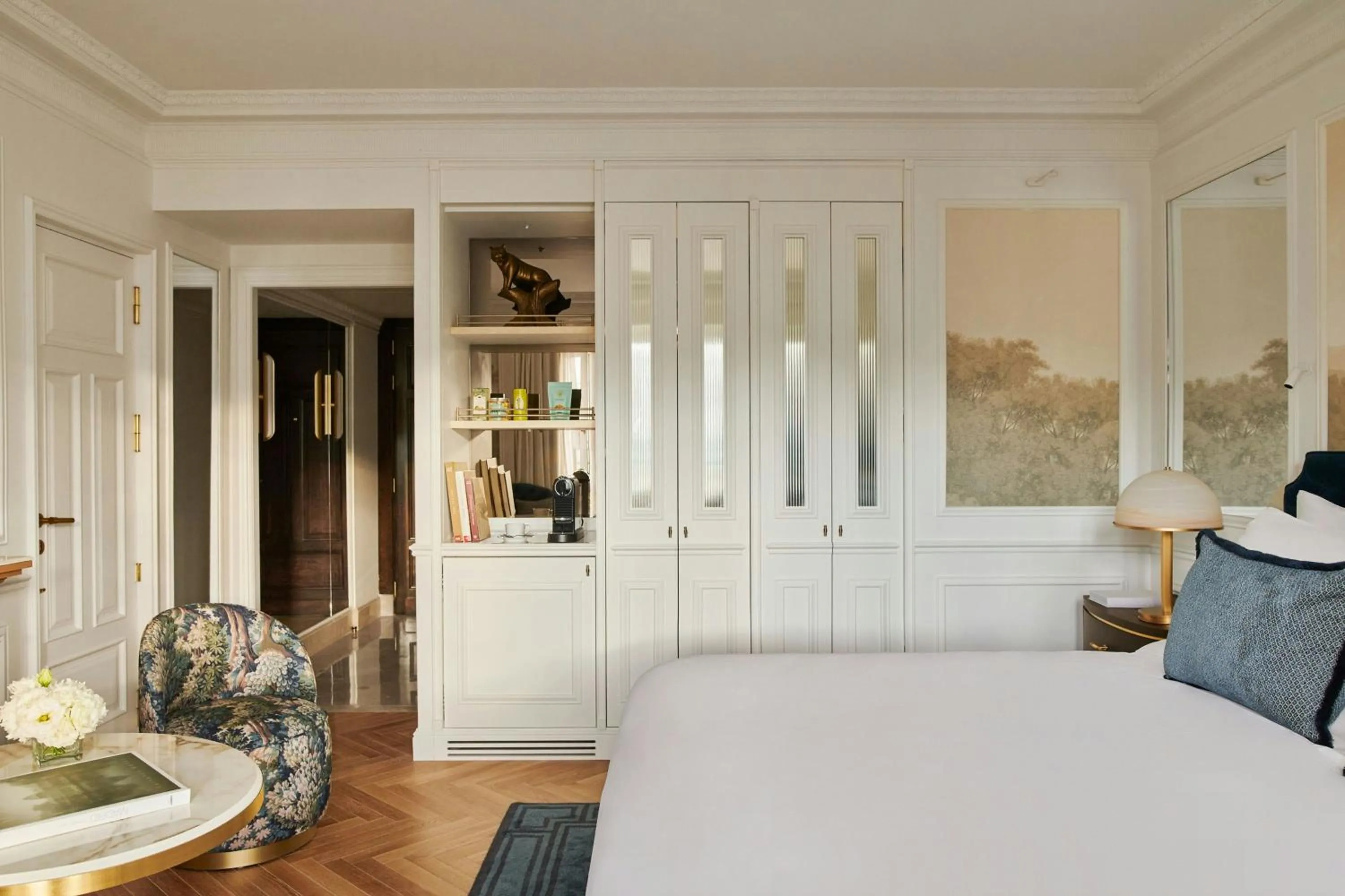 Photo of the whole room, Bed in The Palace, a Luxury Collection Hotel, Madrid