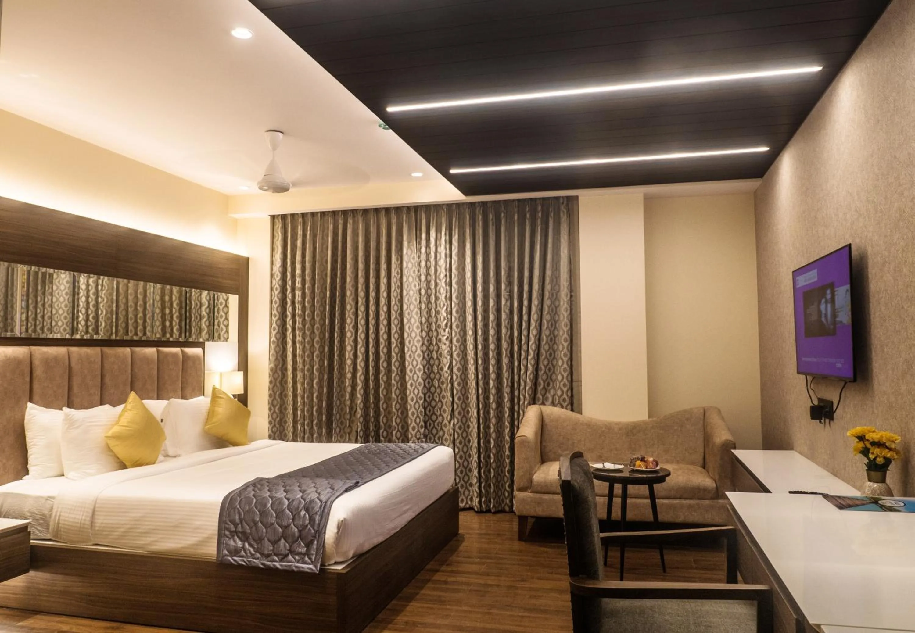 Bed in Eastern Gate - A Bergamont Group of Hotel