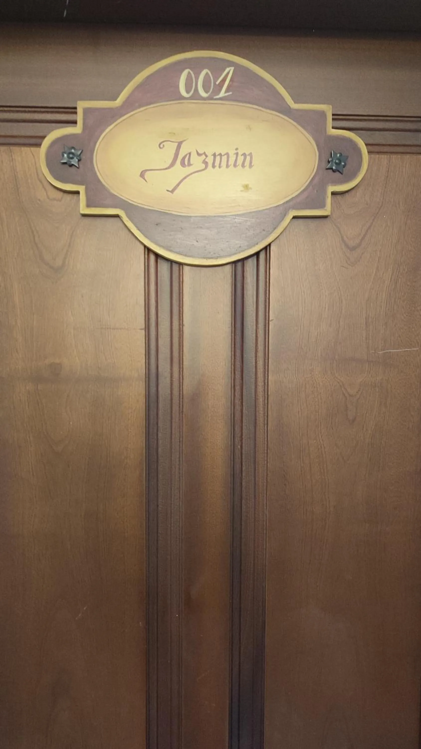 Logo/Certificate/Sign in Casa Palacio Don Pedro