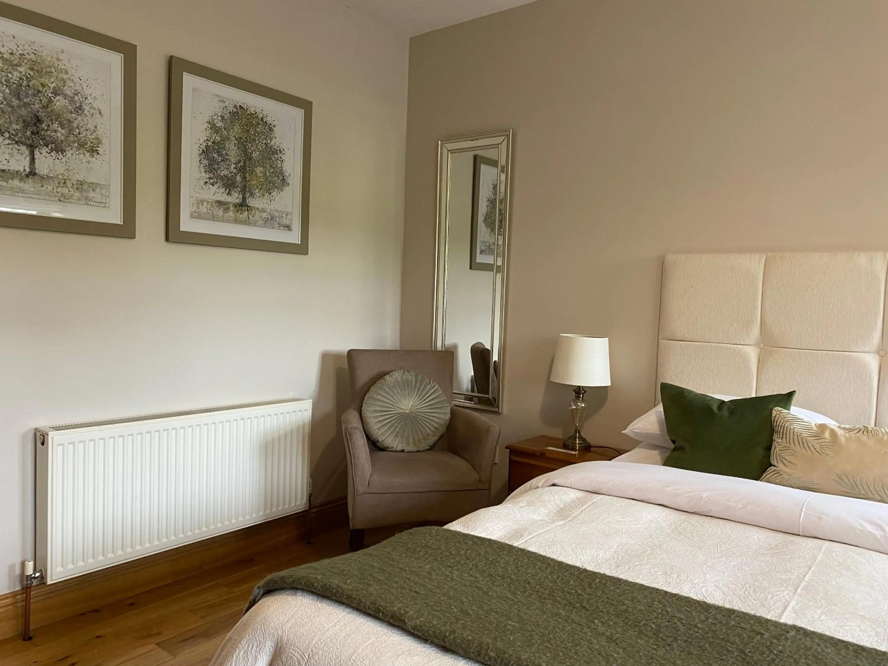 Bedroom, Bed in Lissadell Lodge