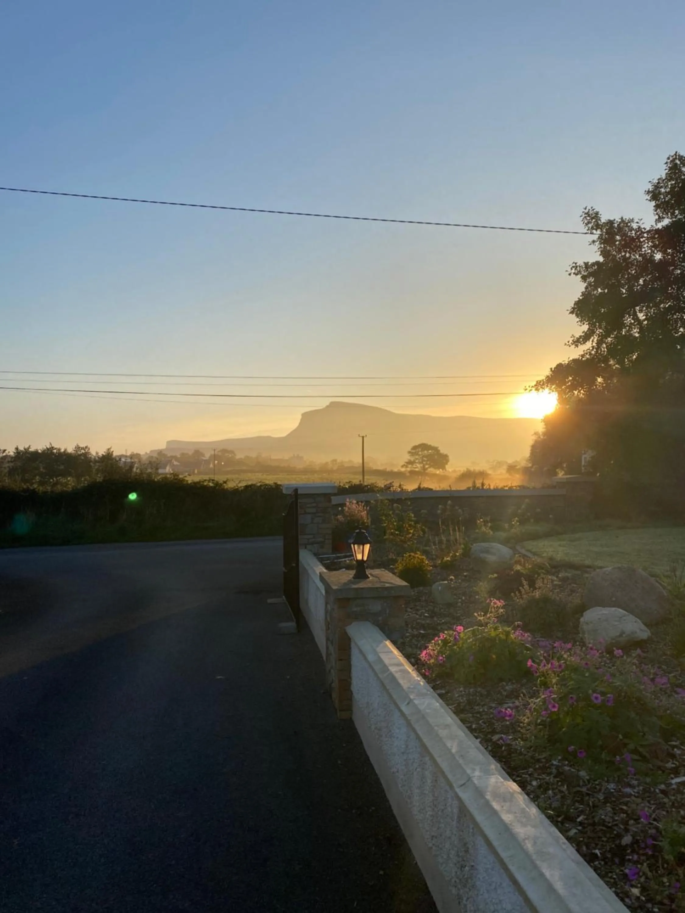 Mountain view in Lissadell Lodge