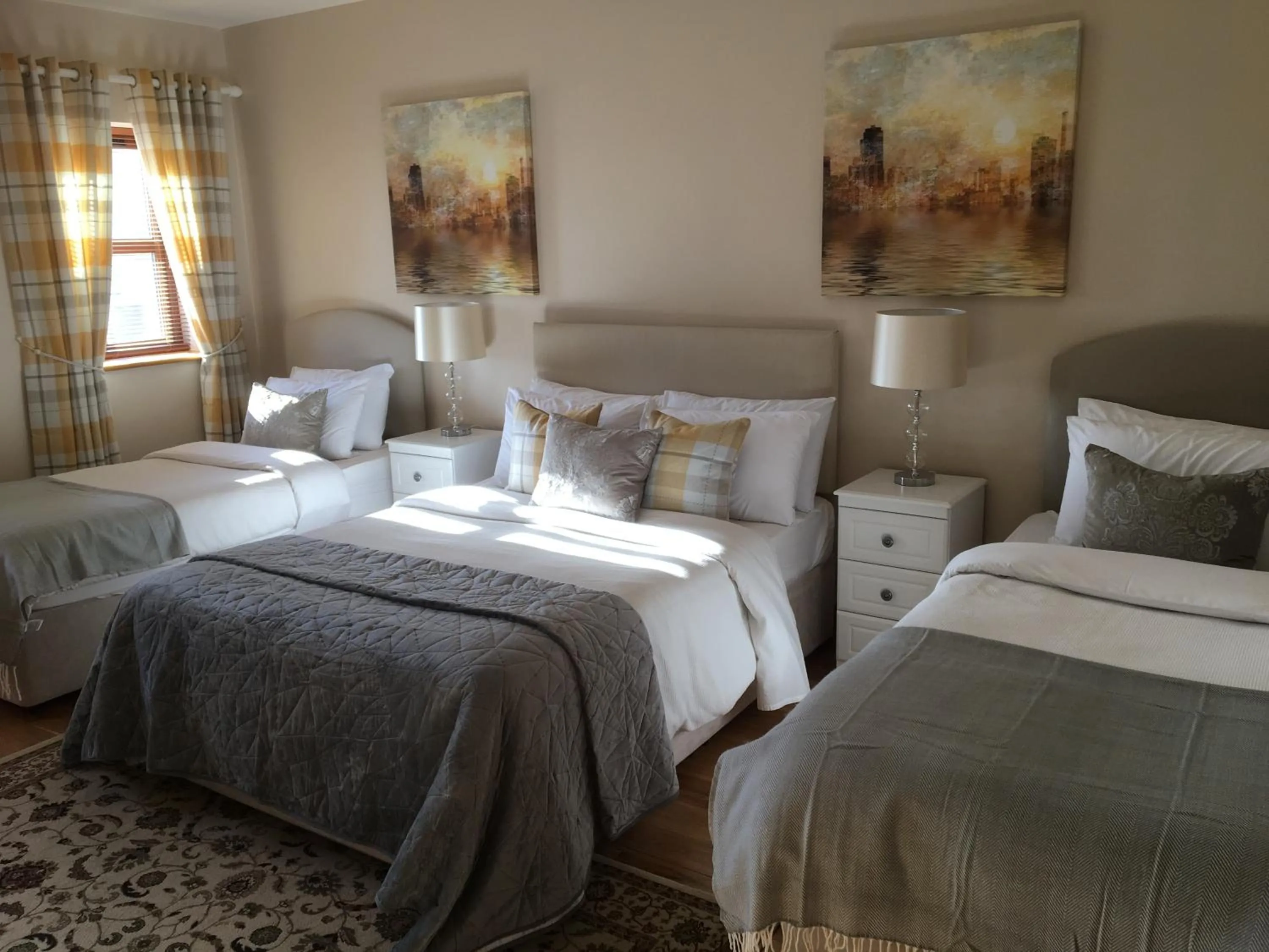 Bed in Lissadell Lodge