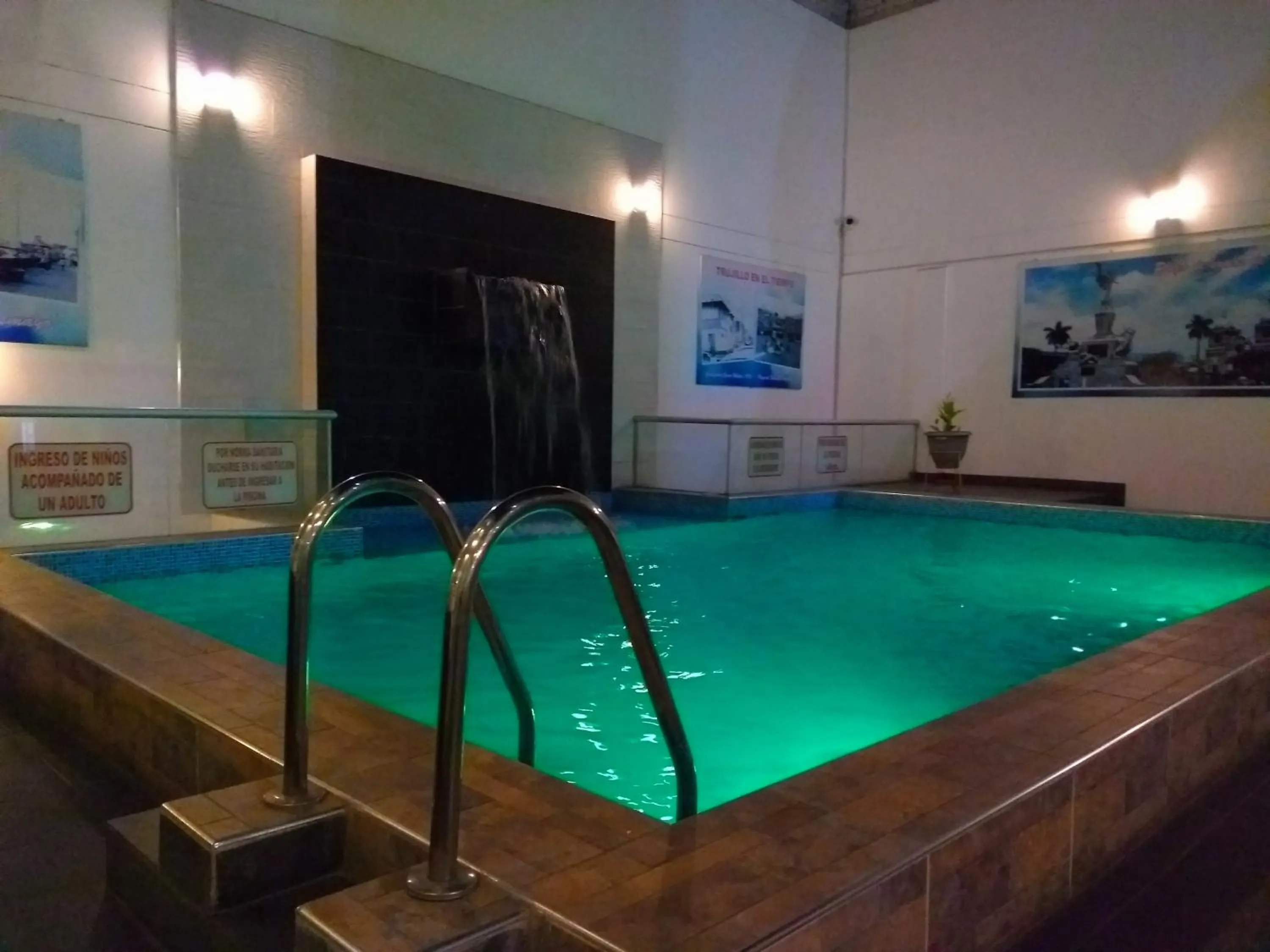 Swimming pool in Libertad Hotel