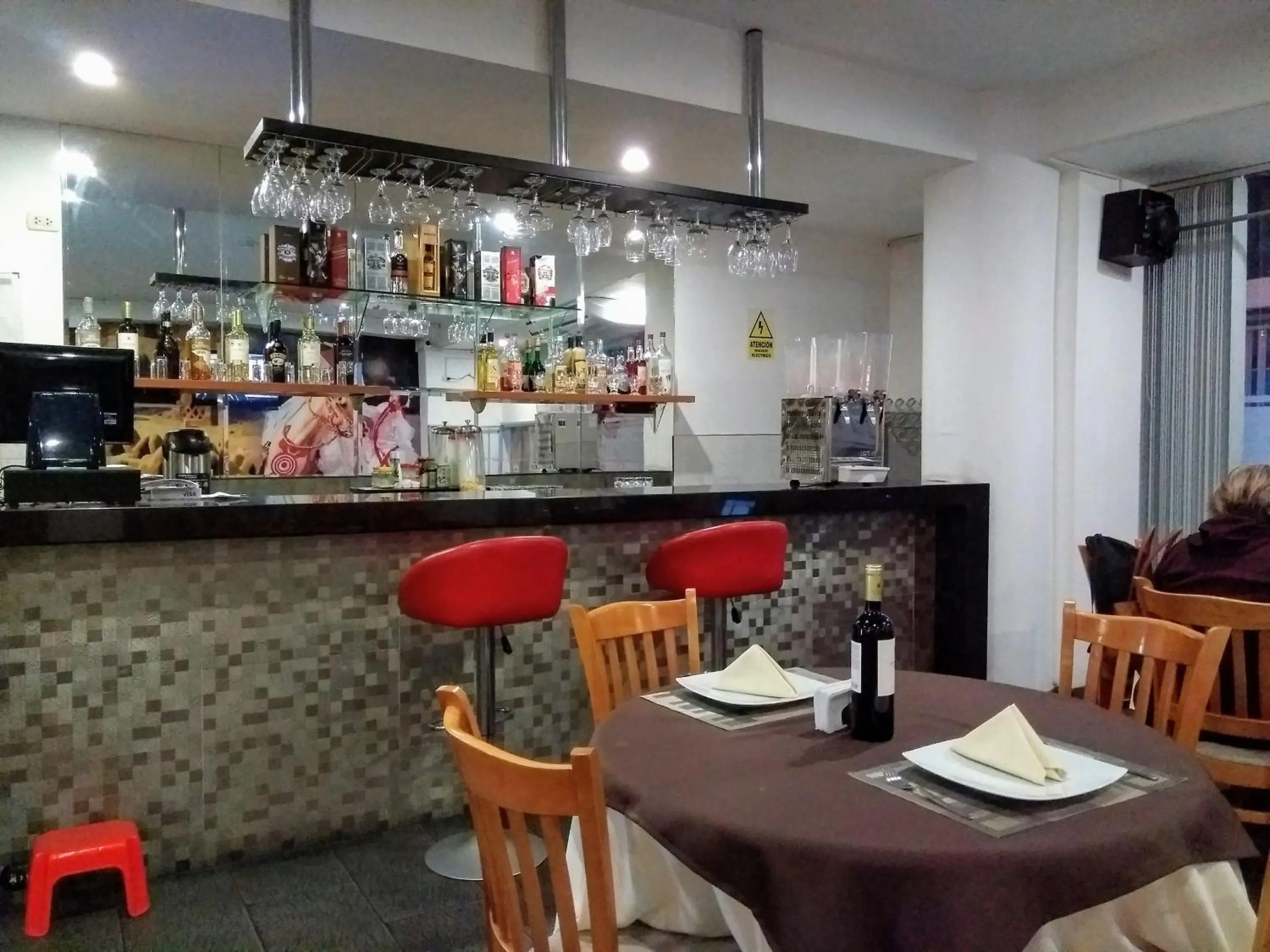 Restaurant/places to eat in Libertad Hotel